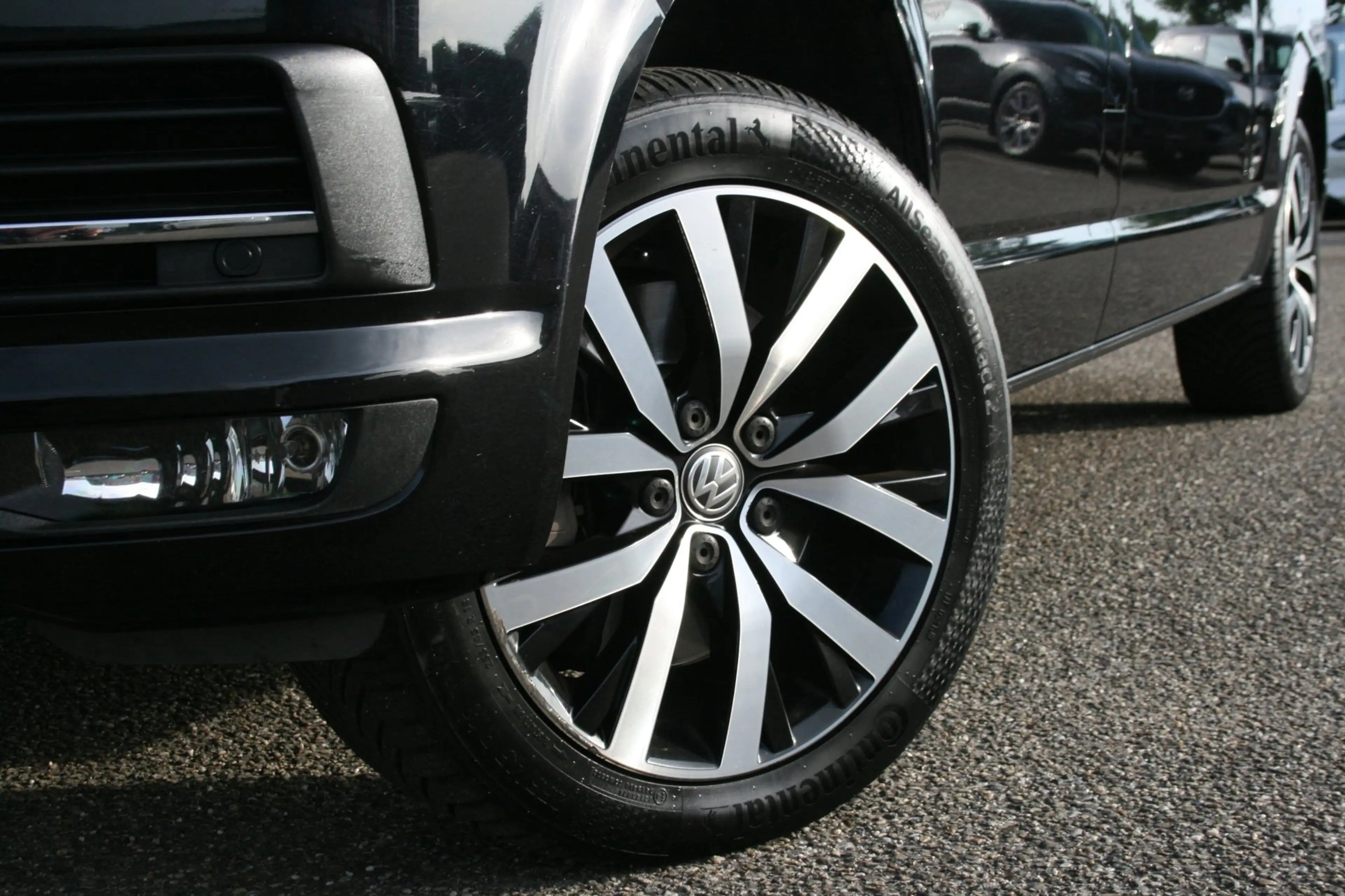 Volkswagen Transporter 2.0 TDI L2H1 DC Highline / 6 persoons — photo 19
