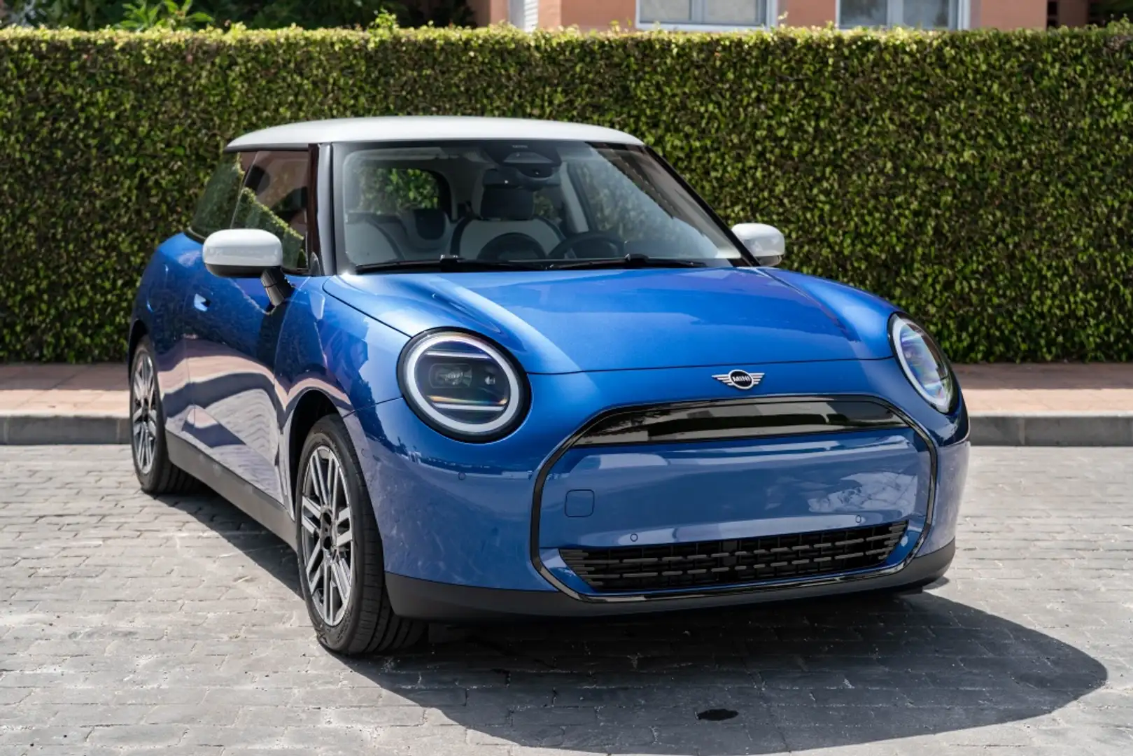 MINI Cooper E Classic Bleu - 1