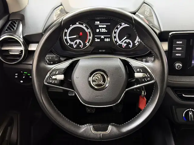 Skoda Fabia view 13