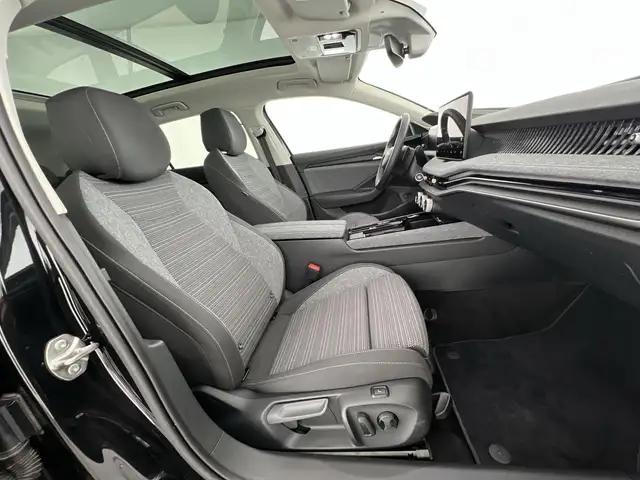Skoda Superb view 10