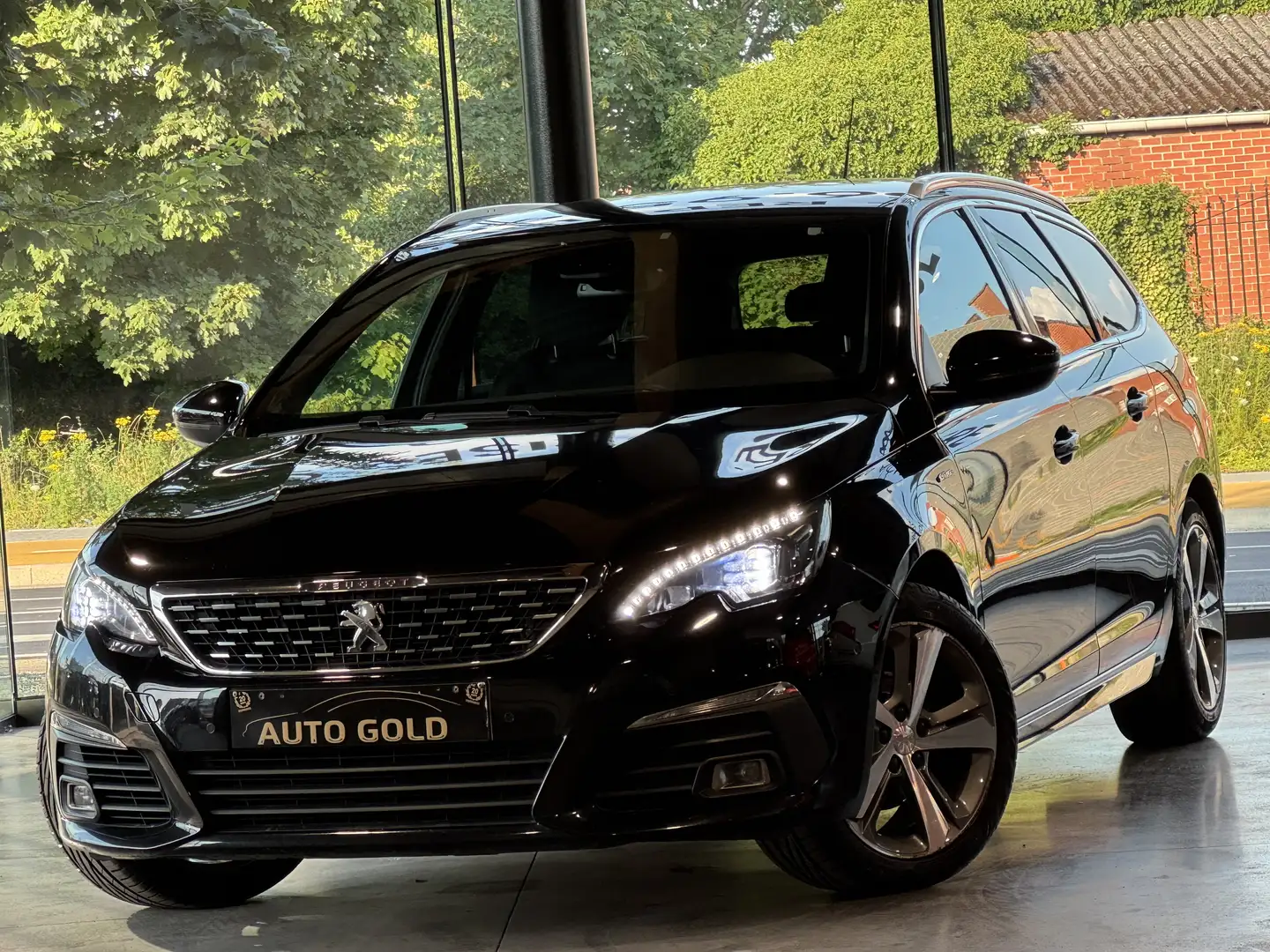 Peugeot 308 1.5 BlueHDi GT LINE/FULLOPTION/CARNET PEUGEOT/1PRO Zwart - 1