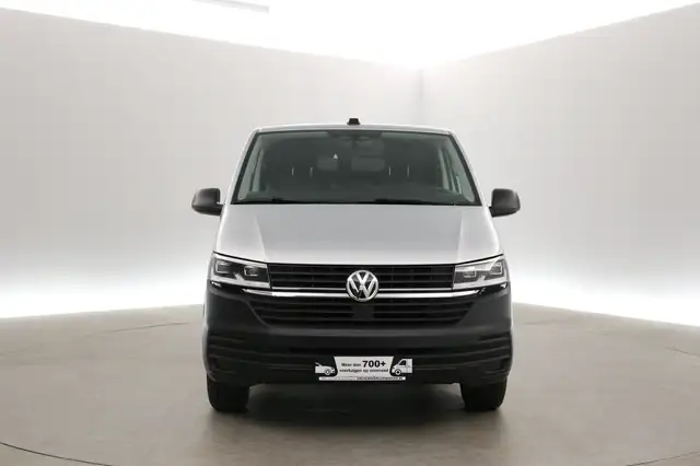 Volkswagen Transporter view 7