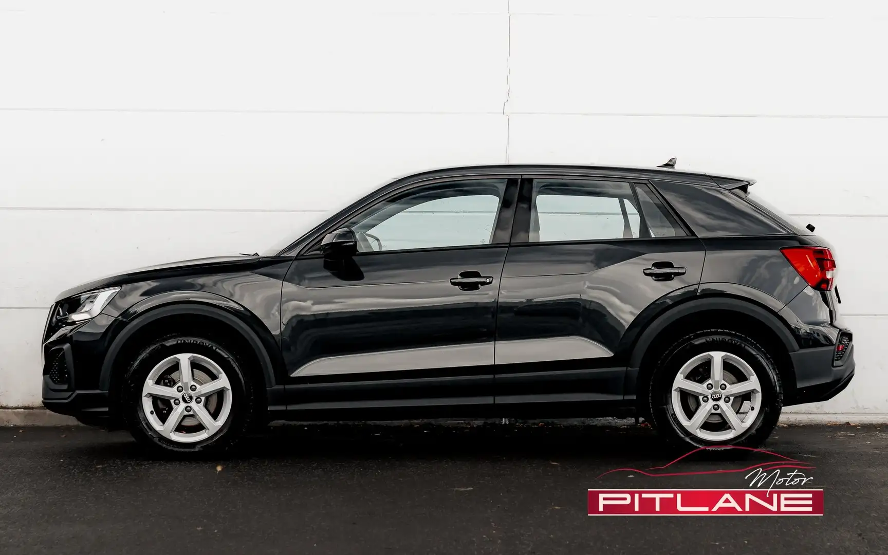Audi Q2 30 TFSi VIRTUAL-COCKPIT / CRUISE / 2-ZONES / NAVIG Gris - 2