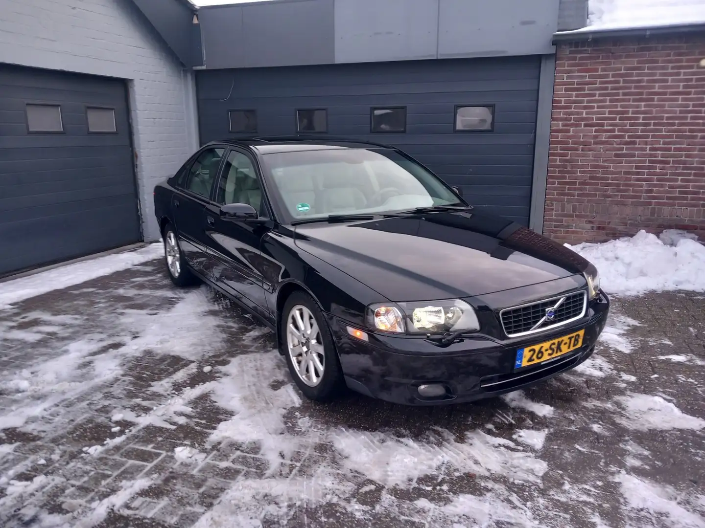 Volvo S80 2.4 Momentum Graphite,Airco,Cruise control,Automaa Schwarz - 2