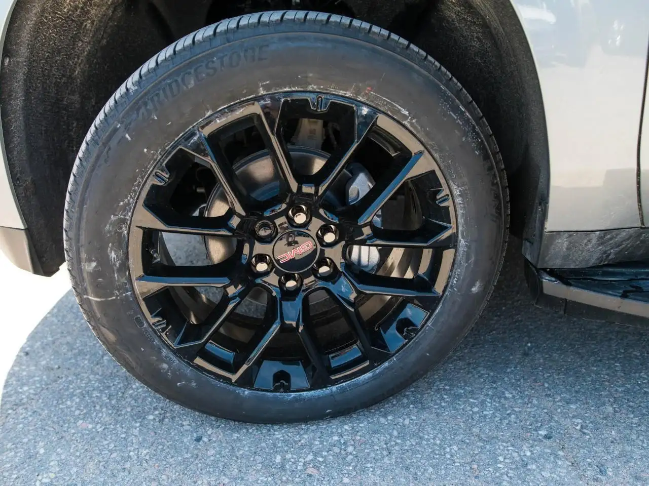GMC Yukon снимка GMC Yukon