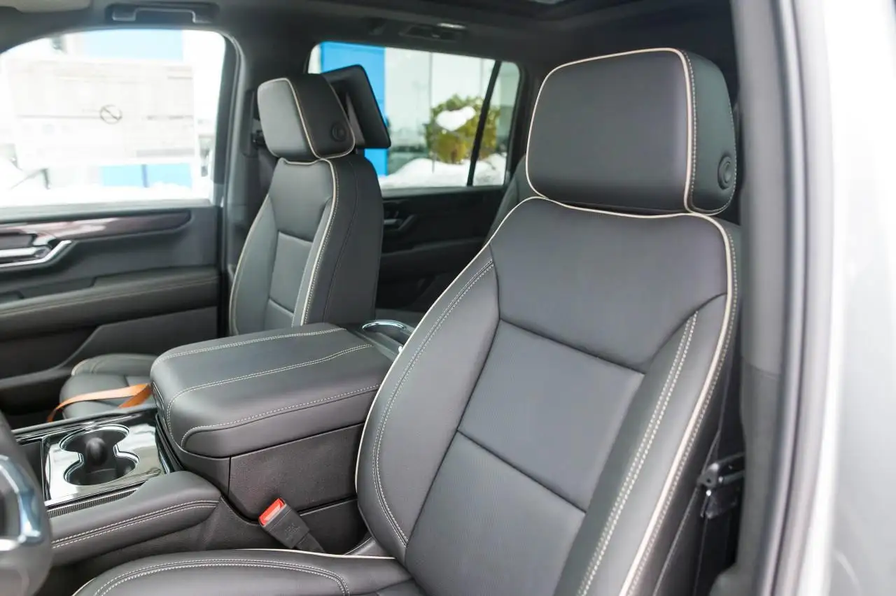 GMC Yukon снимка GMC Yukon