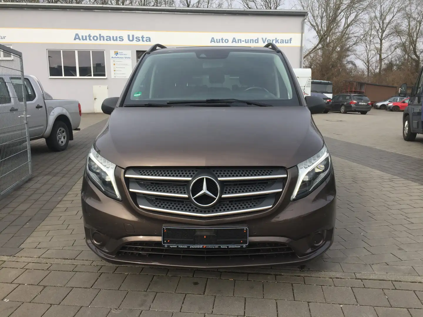 Mercedes-Benz Vito 119 CDI (BlueTEC)  MIX Lang Aut. Bruin - 2