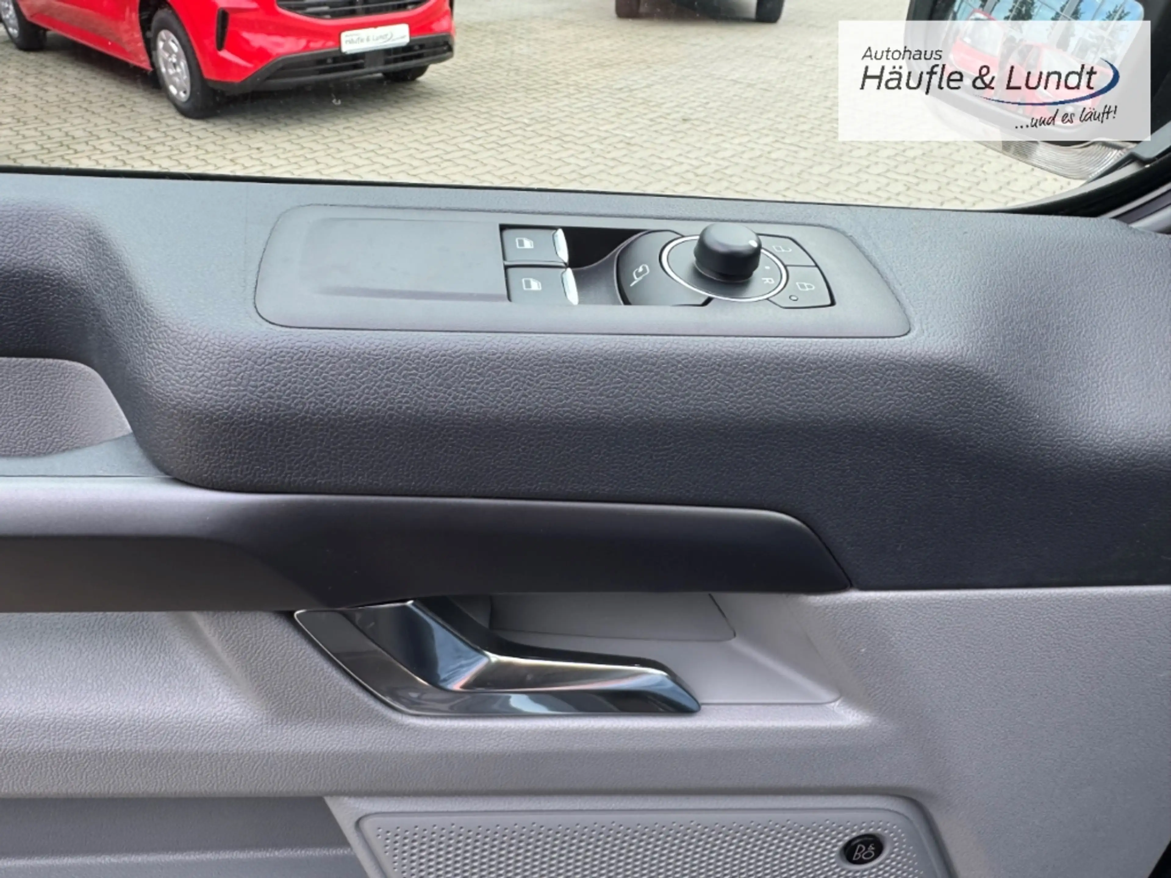 Ford Tourneo Custom BEV L1 TitaniumX 218PS RWD -Exkl.Paket-MatrixLED- — photo 14