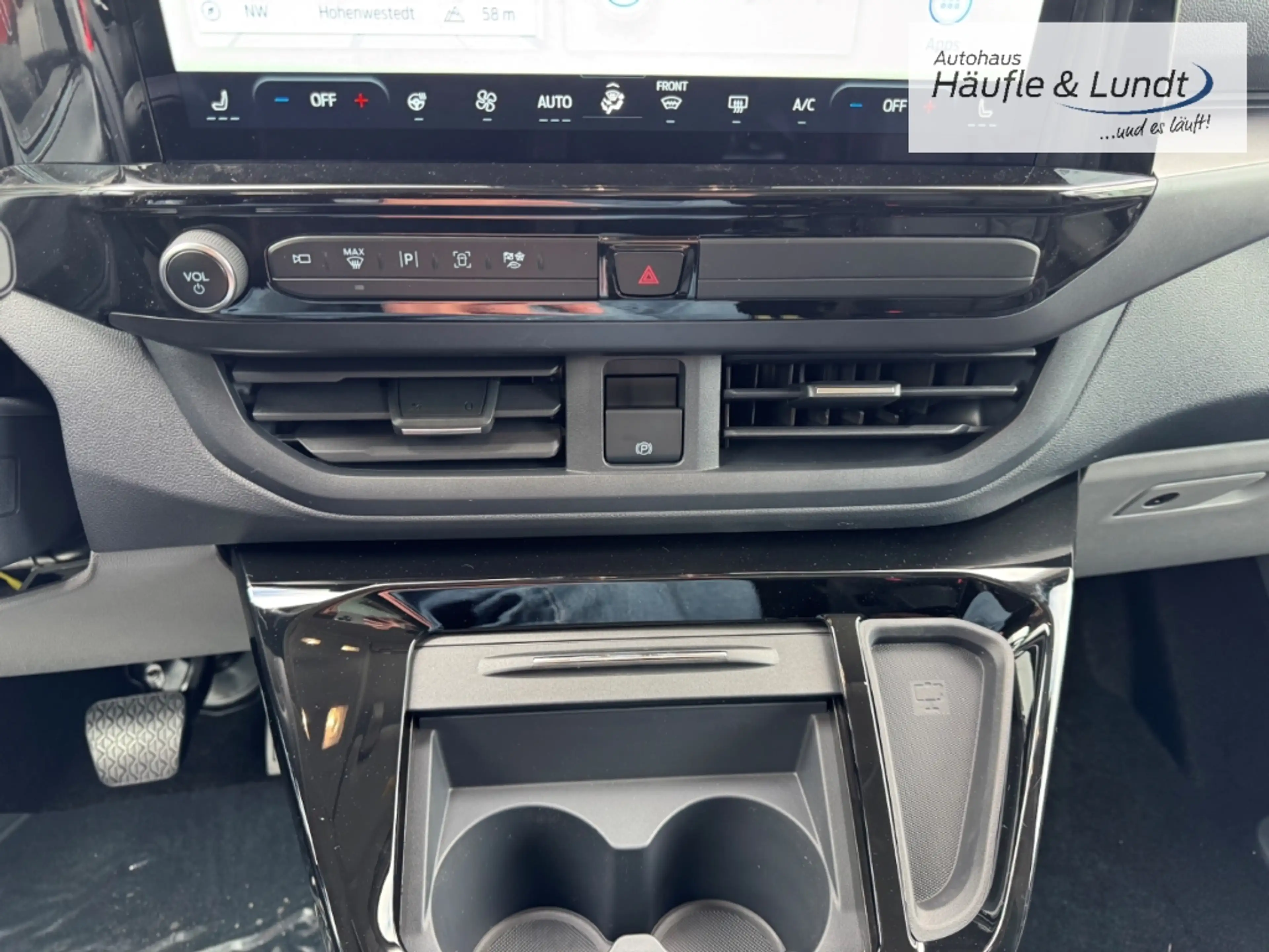 Ford Tourneo Custom BEV L1 TitaniumX 218PS RWD -Exkl.Paket-MatrixLED- — photo 12
