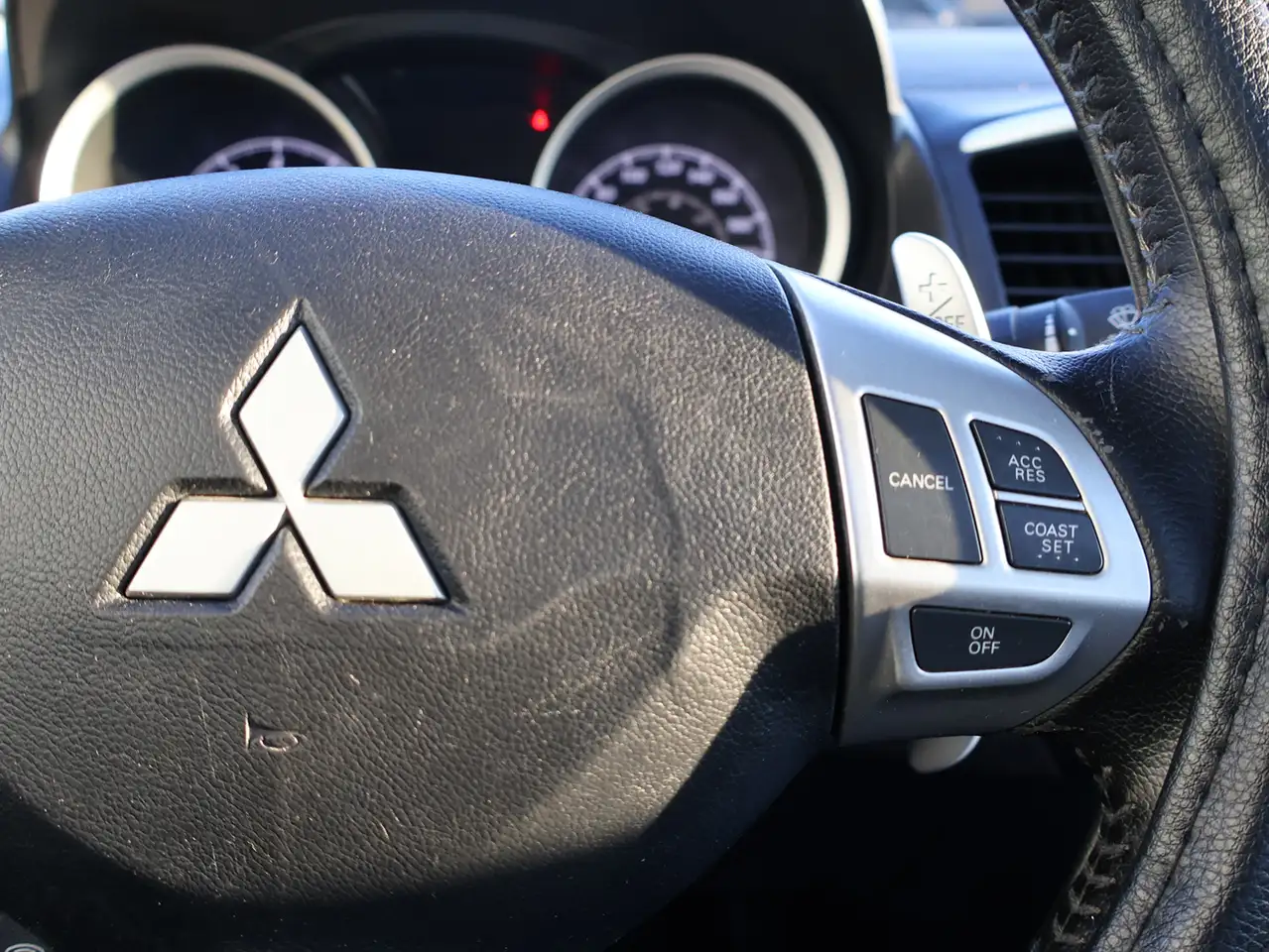 Mitsubishi Lancer fotografie Mitsubishi Lancer