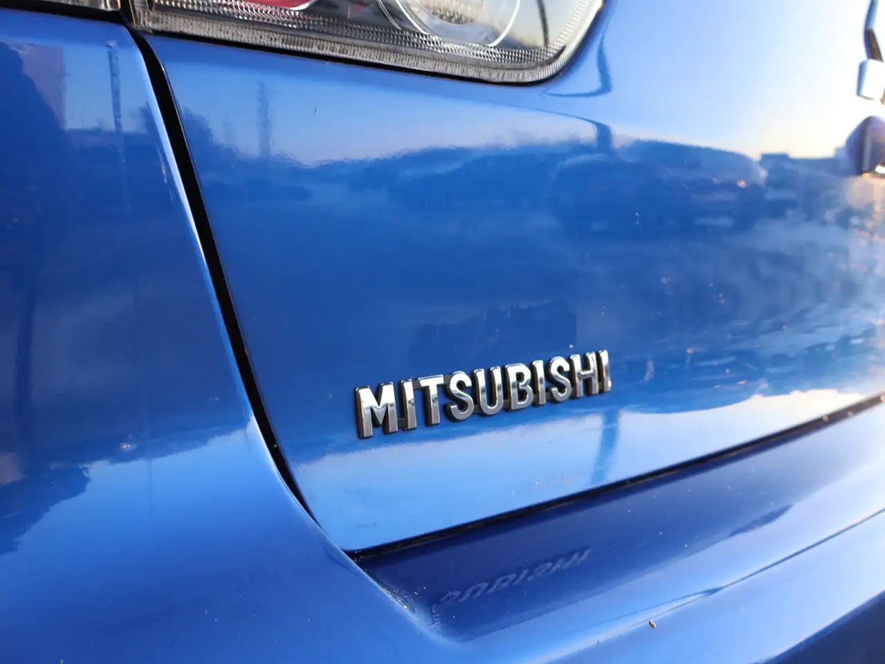 Mitsubishi Lancer fotografie Mitsubishi Lancer