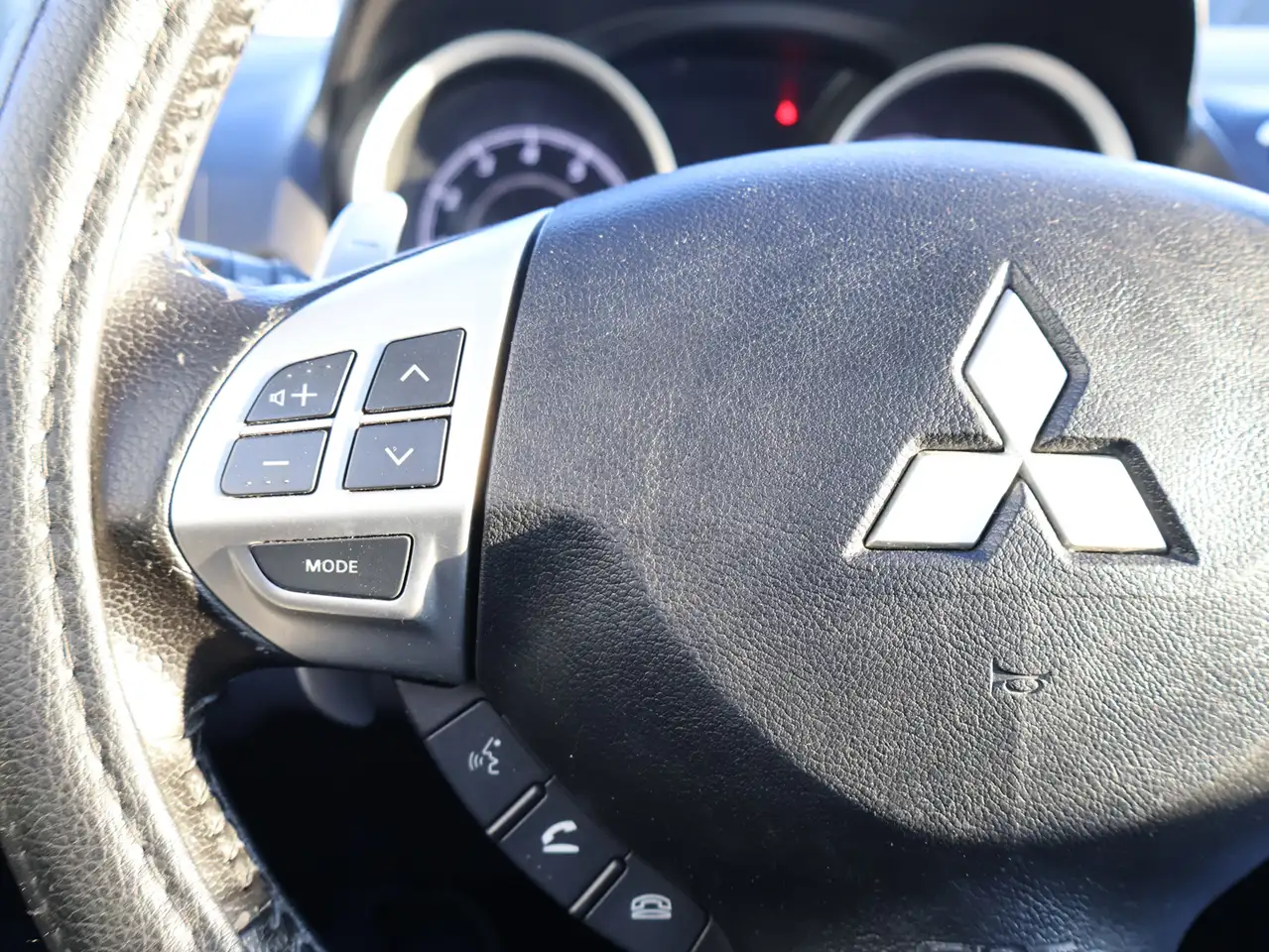 Mitsubishi Lancer fotografie Mitsubishi Lancer