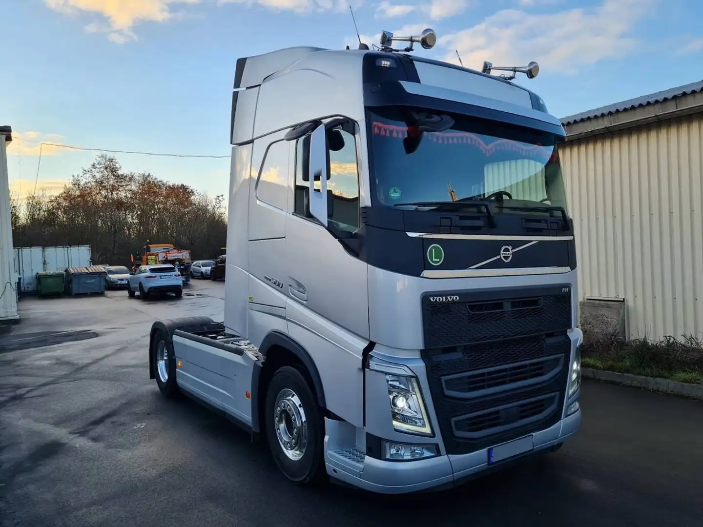 Volvo Volvo 500 FH Globetrotter. Grau - 2