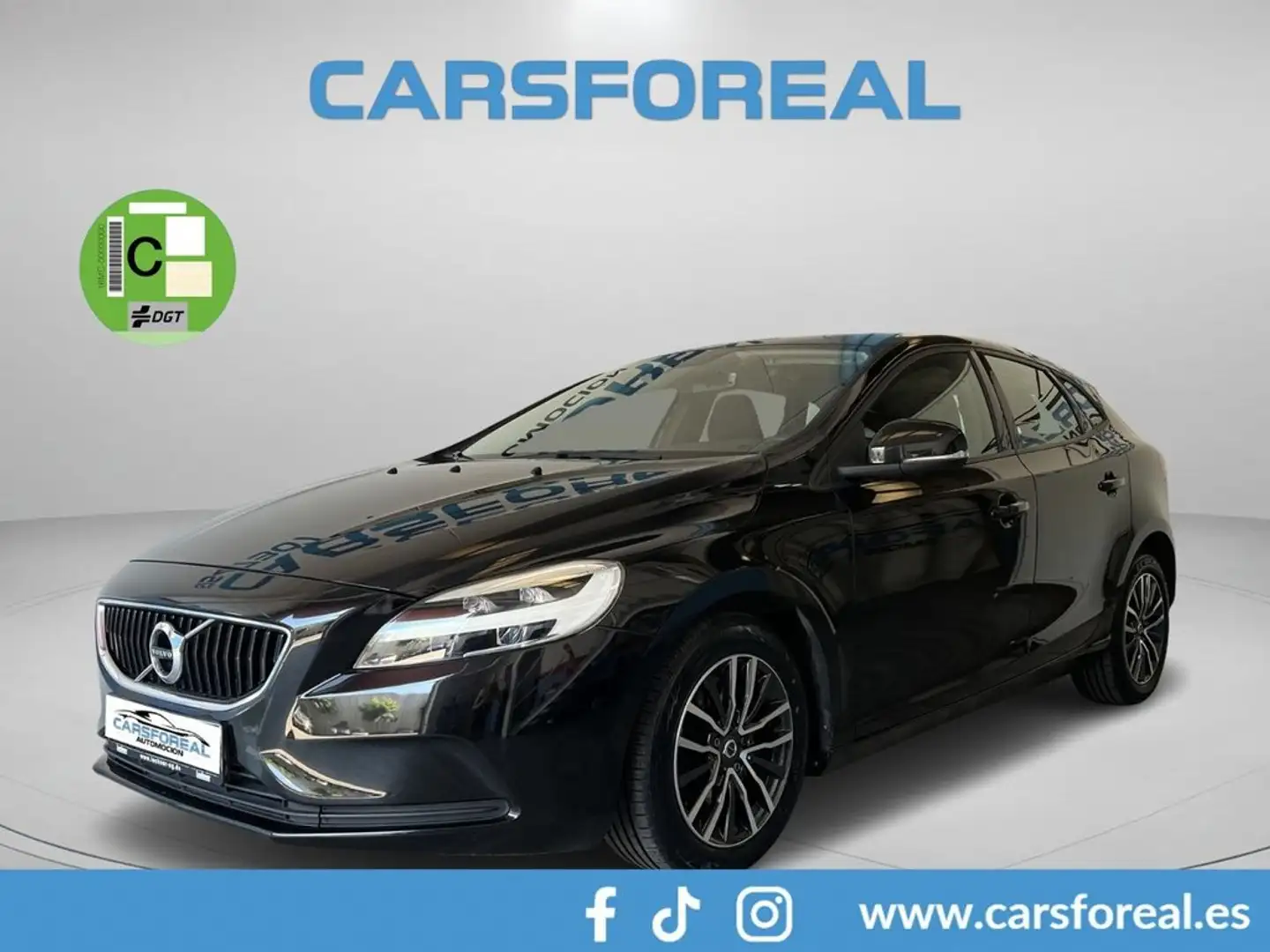 Volvo V40 2.0 D2 Momentum Auto Schwarz - 1