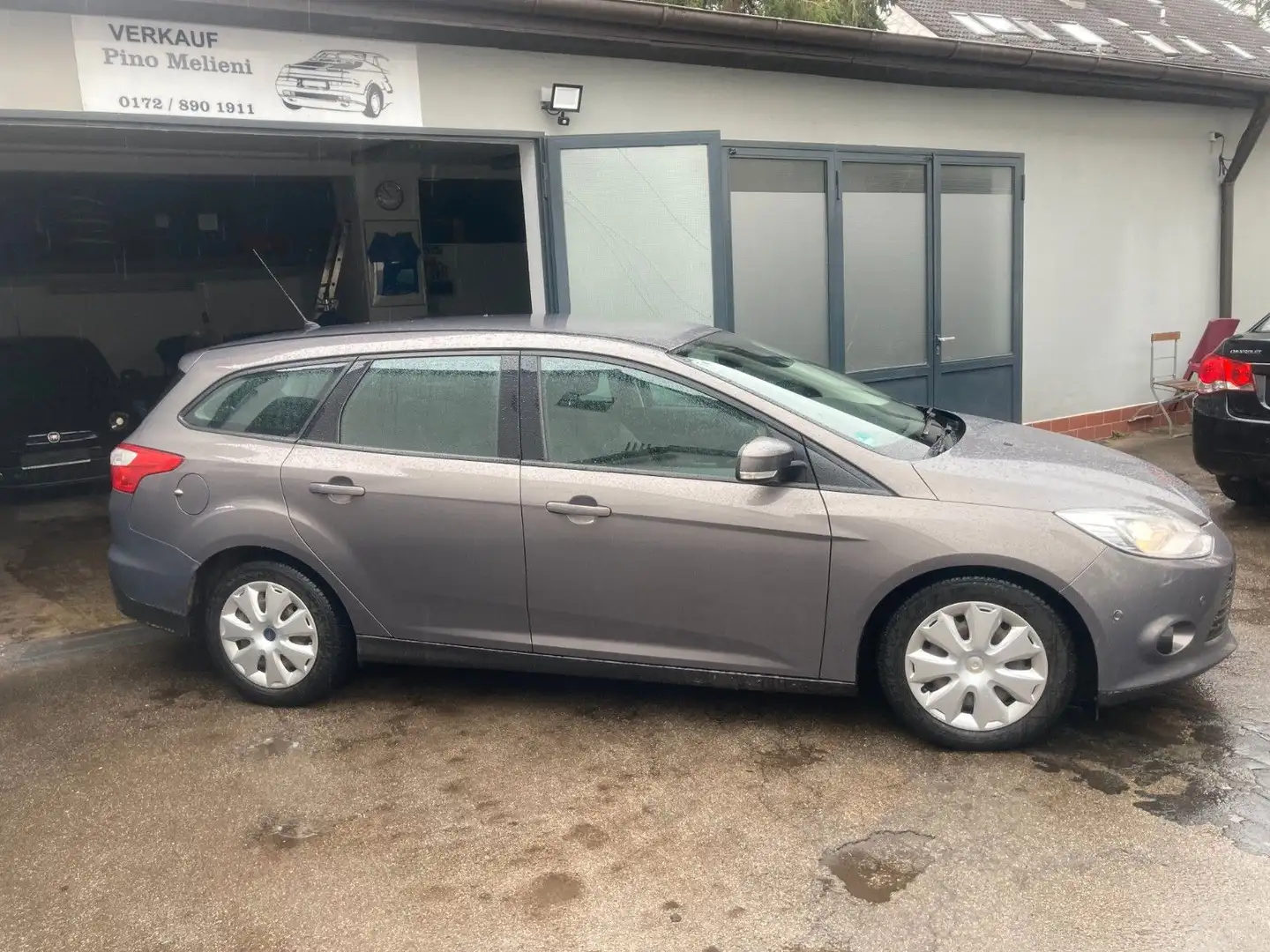 Ford Focus Turnier Trend,56.691km. smeđa - 2
