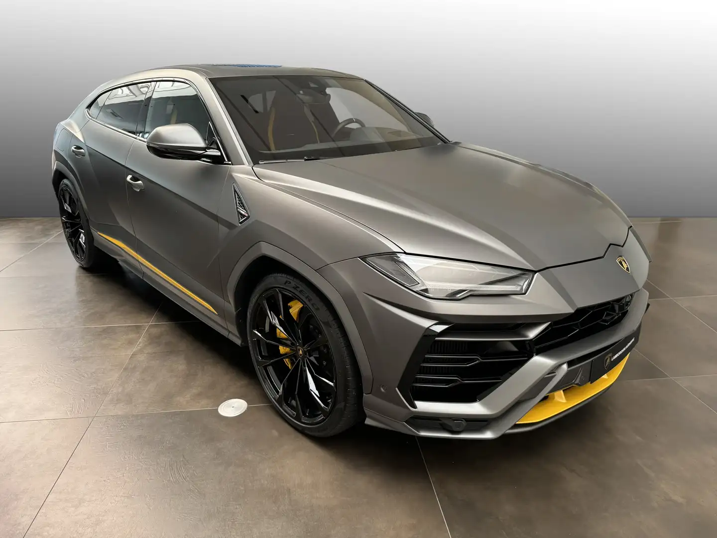 Lamborghini Urus Graphit Capsule MY22 | Lamborghini Nürnberg Grijs - 1