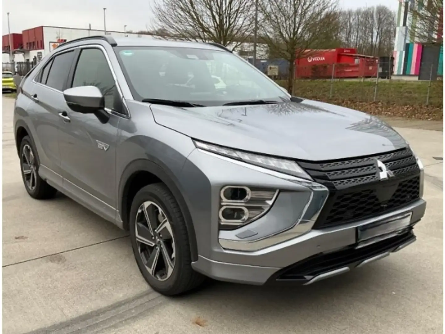 Mitsubishi Eclipse Cross Plus Select Black Hybrid 4WD 2.4 MIVEC PHEV Sport Gris - 2