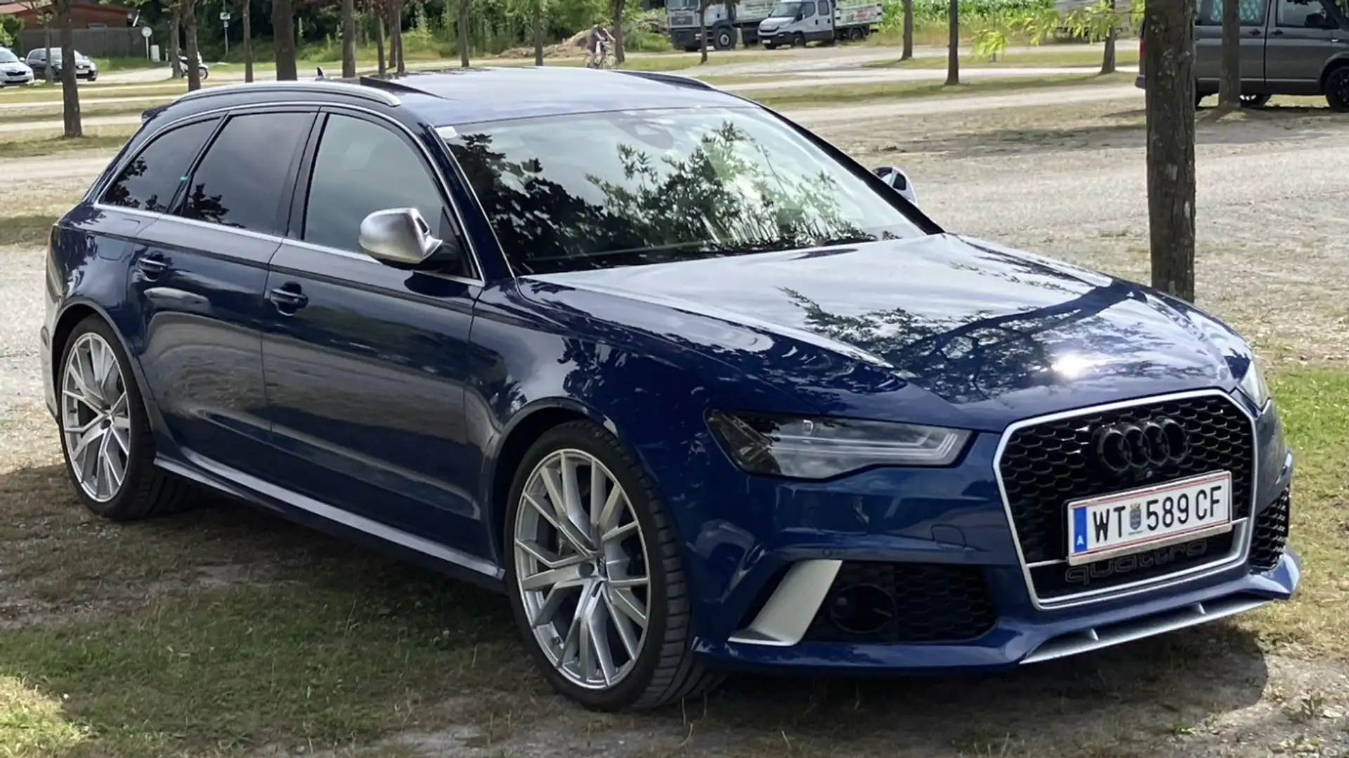 Audi RS6 A6 Avant quattro Tiptronic Blau - 1
