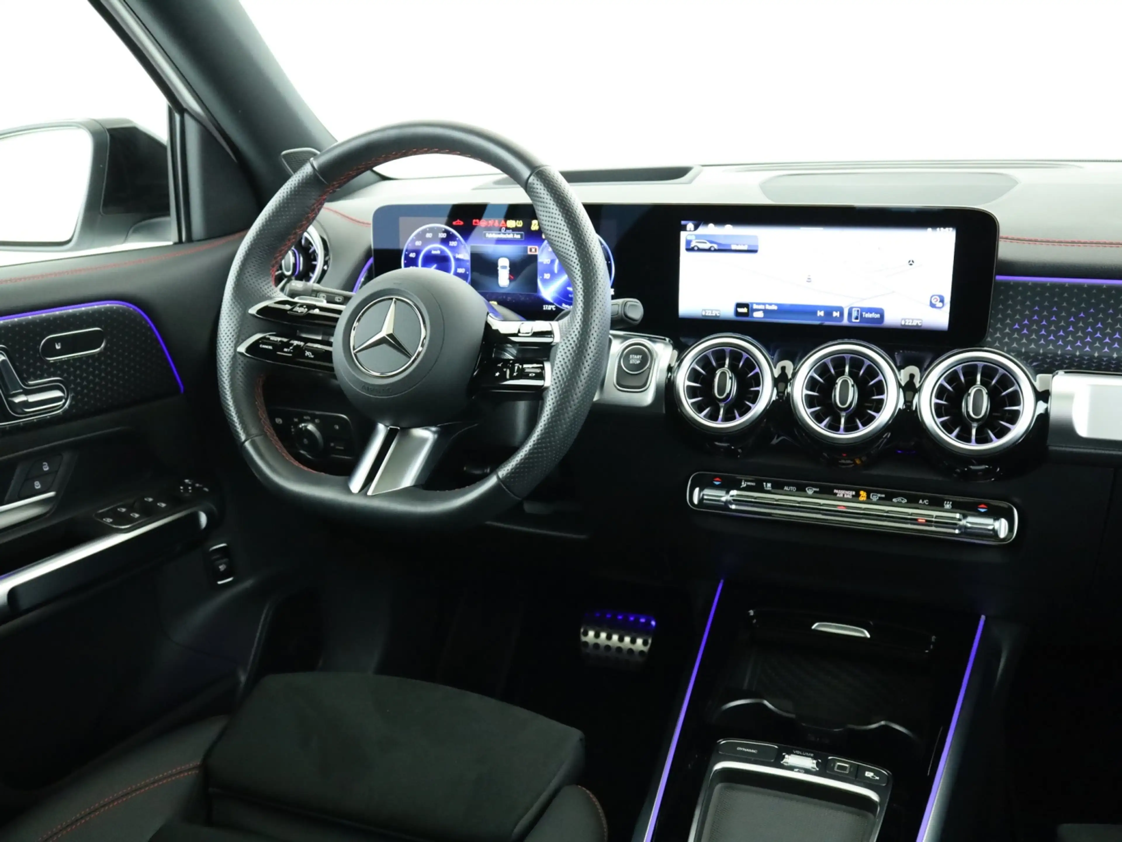 Mercedes-Benz EQB 300 4M *AMG-Line Premium*Panorama*Burmester* — photo 10