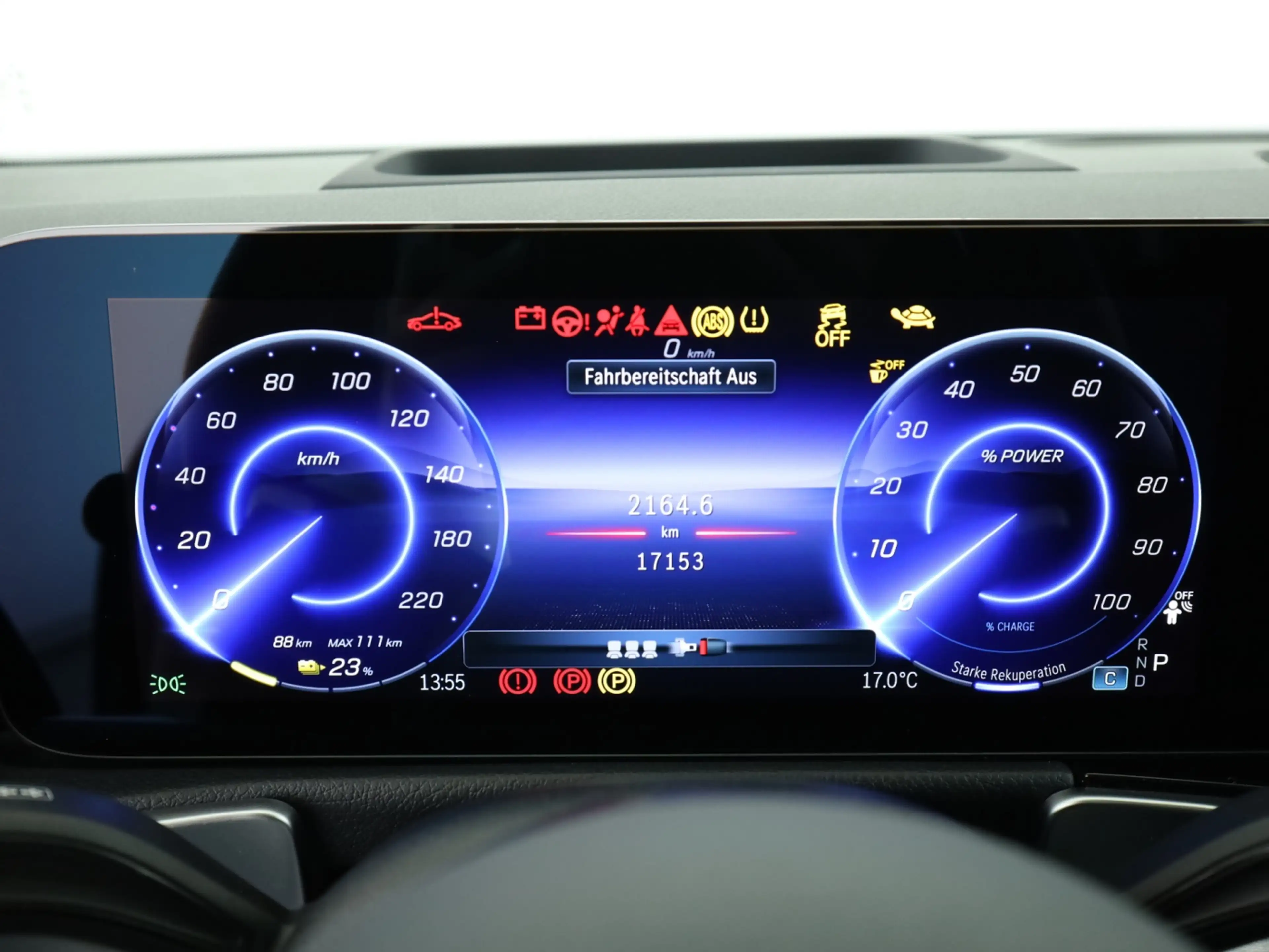 Mercedes-Benz EQB 300 4M *AMG-Line Premium*Panorama*Burmester* — photo 12