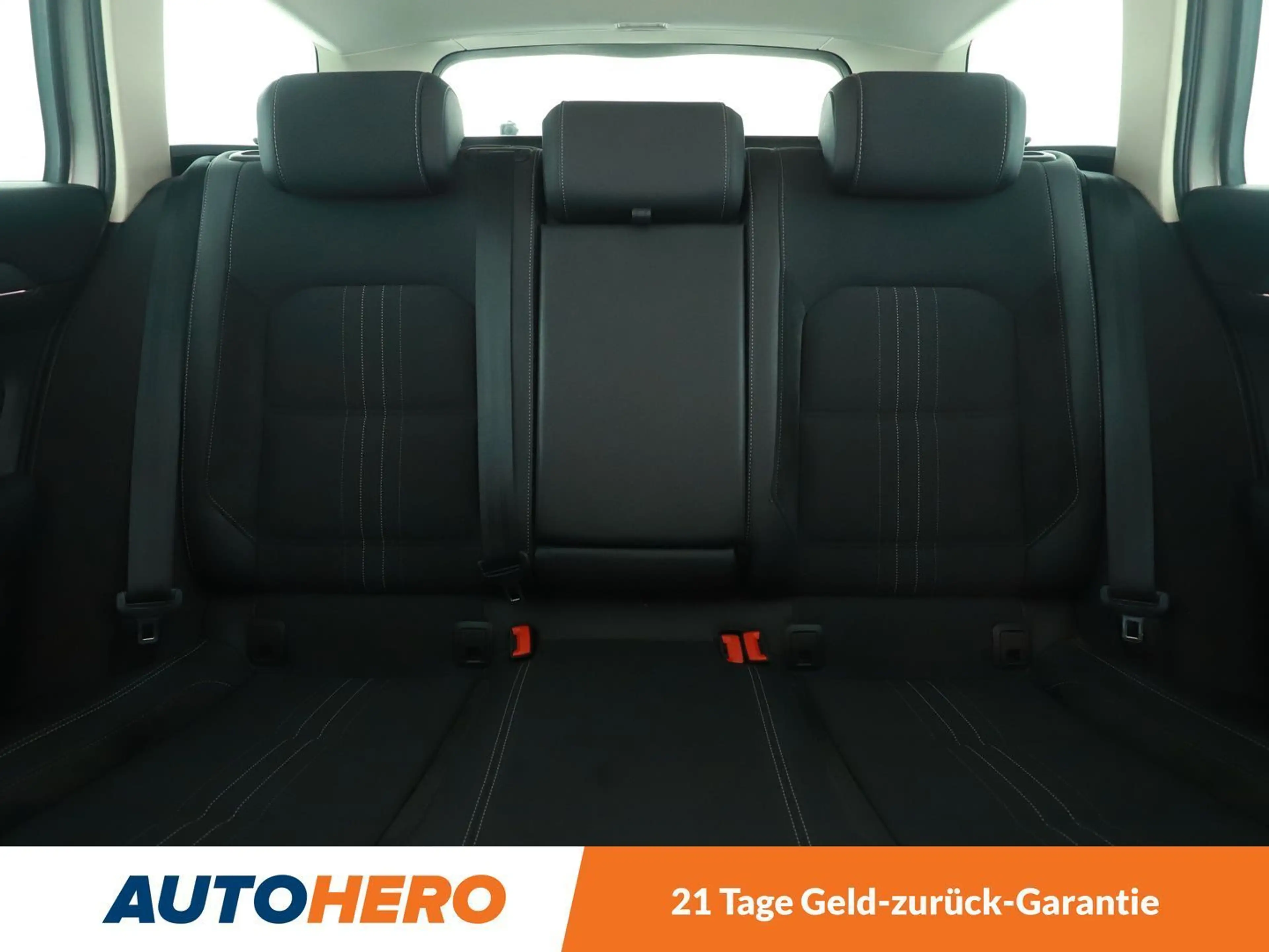 Volkswagen Passat Alltrack 2.0 TDI 4Motion BlueMotion Tech — photo 15