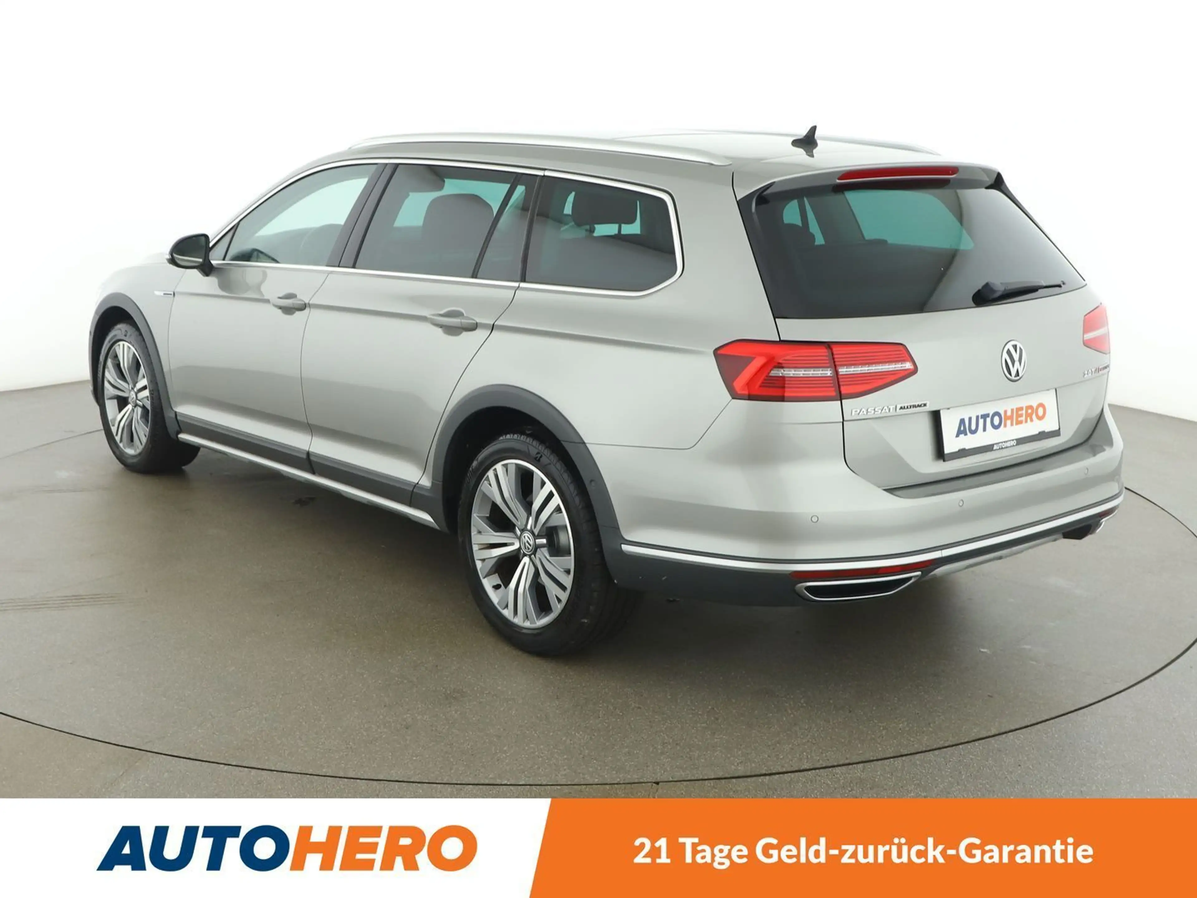 Volkswagen Passat Alltrack 2.0 TDI 4Motion BlueMotion Tech — photo 4