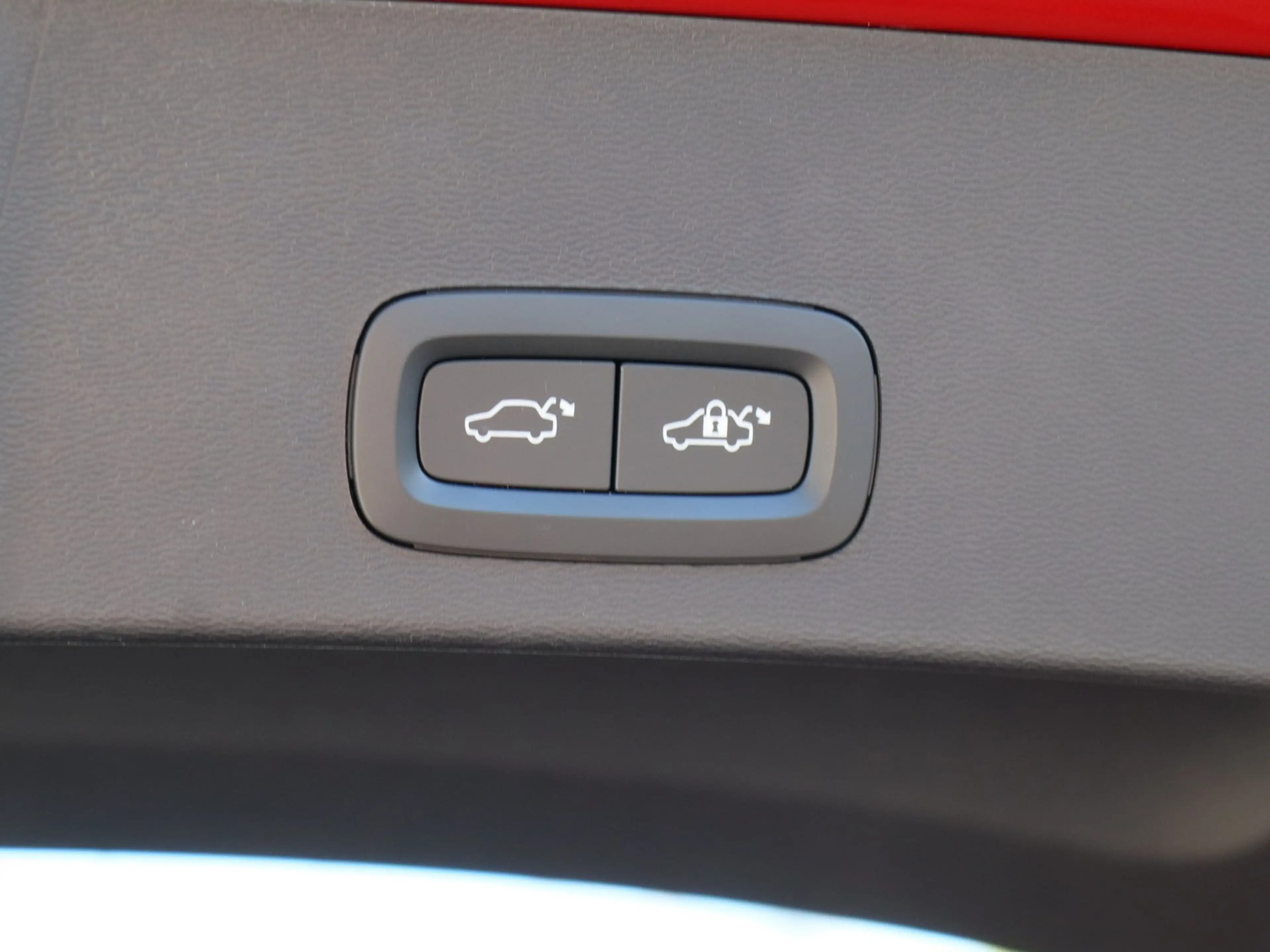 Volvo XC40 T2 Core Aut. Navi*PDC*LED — photo 15