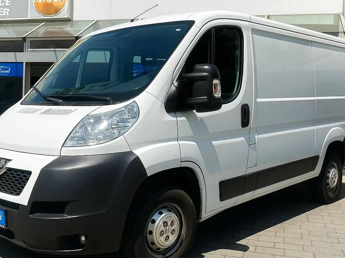 Peugeot Boxer HDi Doppelkabine /6 Sitzer/I Hand/Klimaaut Weiß - 1