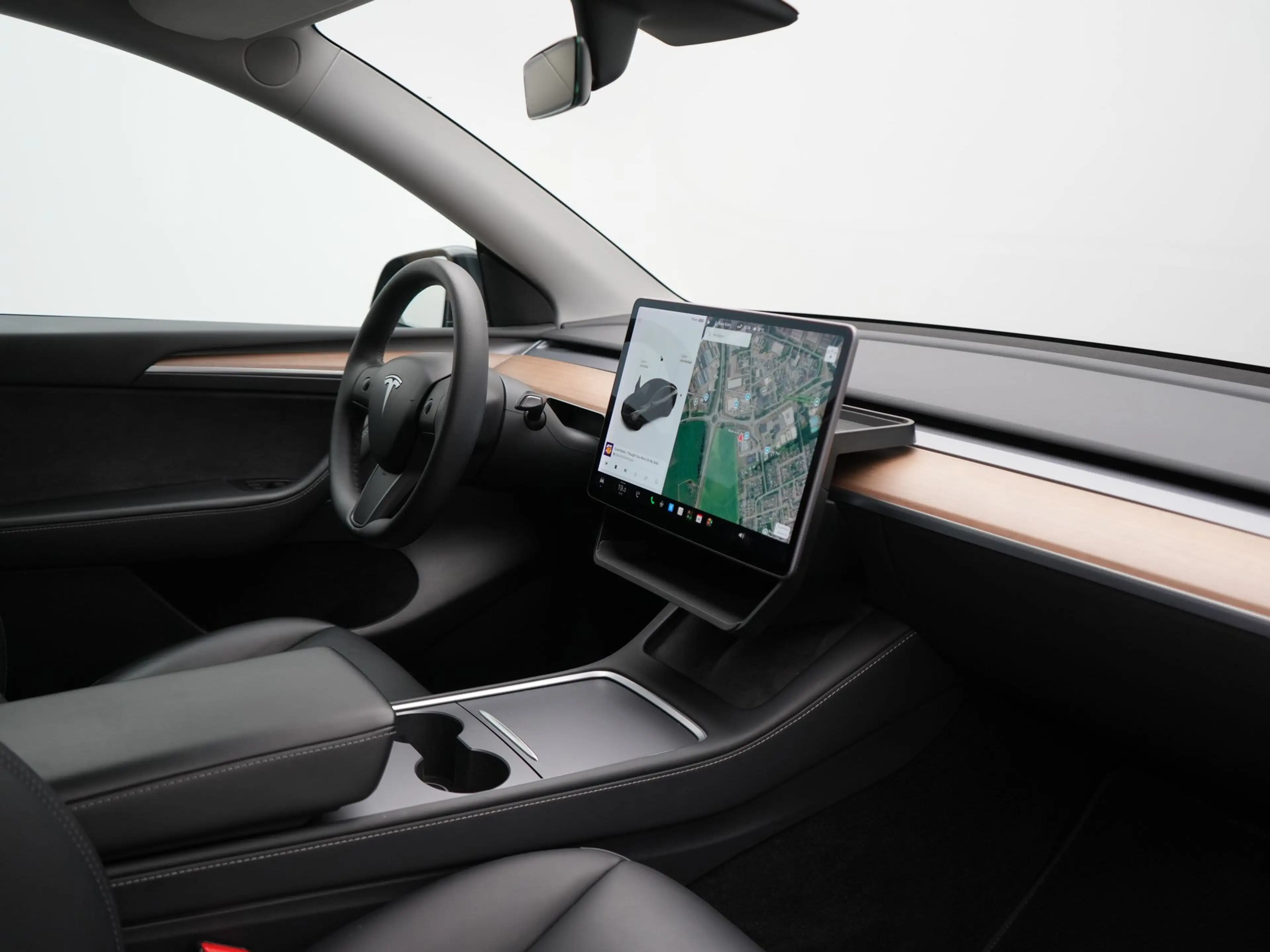 Tesla Model Y Dual Motor Long Range AWD 441 pk | Trekhaak Afn. | — photo 4