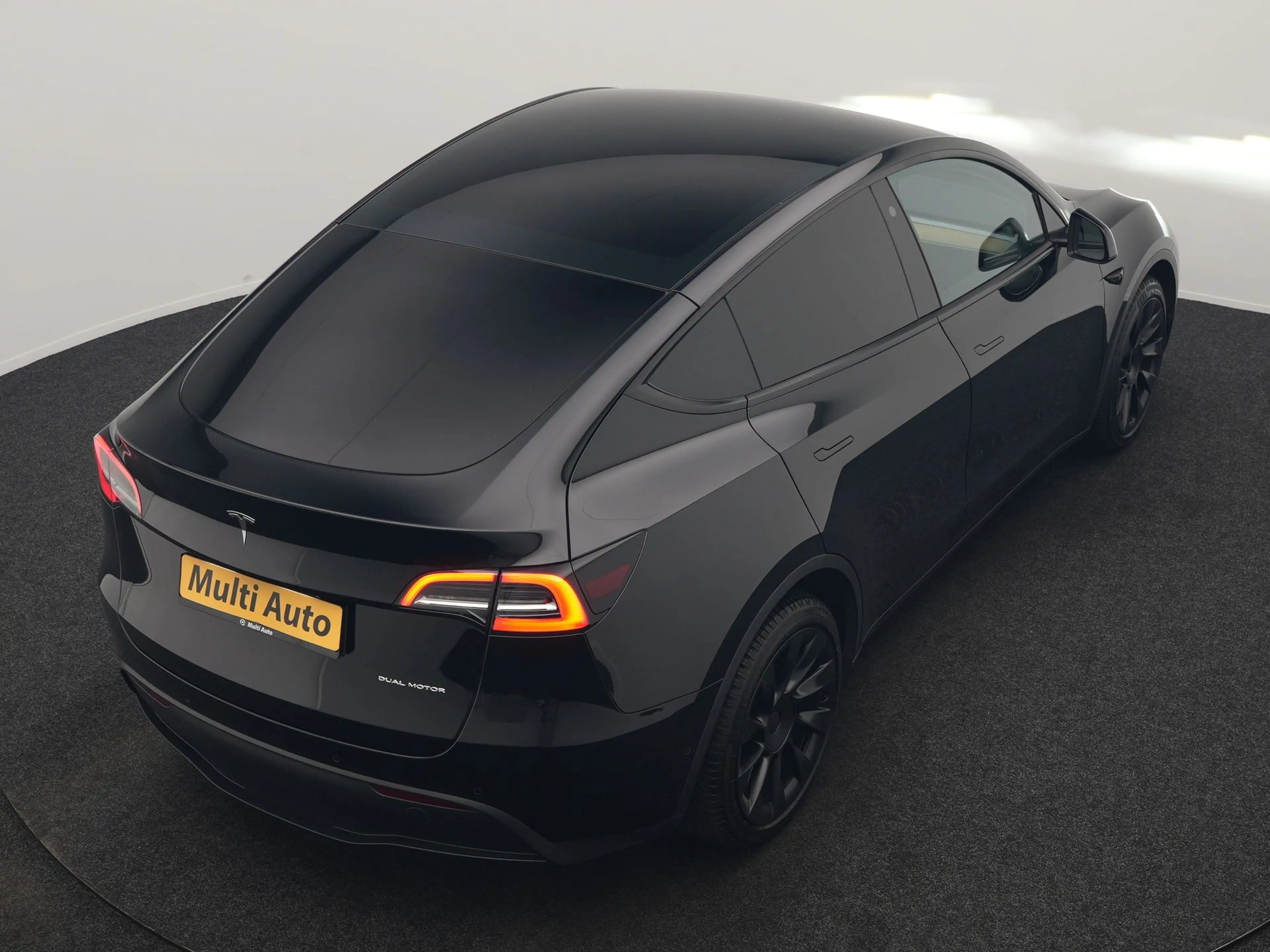 Tesla Model Y Dual Motor Long Range AWD 441 pk | Trekhaak Afn. | — photo 29