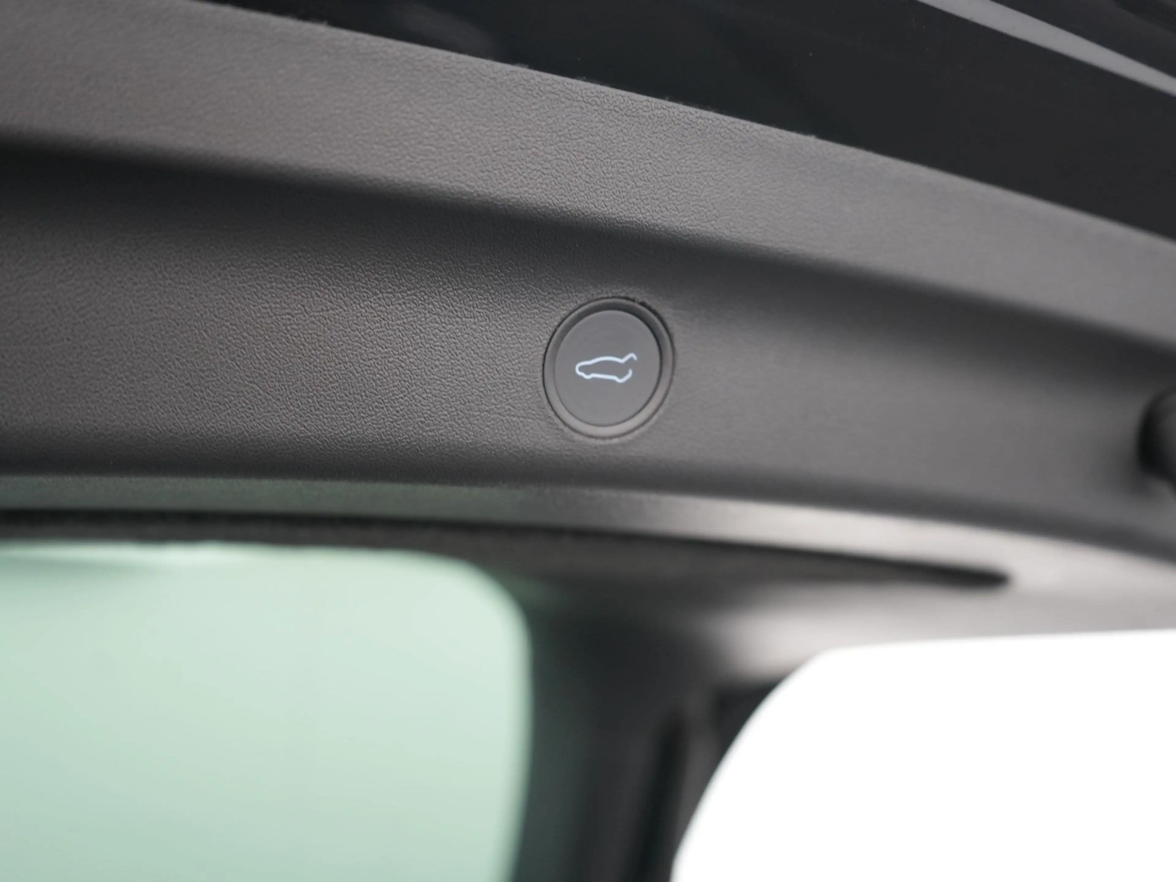 Tesla Model Y Dual Motor Long Range AWD 441 pk | Trekhaak Afn. | — photo 24
