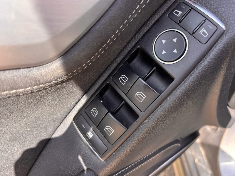 Mercedes-Benz C 180 Estate CDI BlueEFFICIENCY Business Class Elegance — photo 14