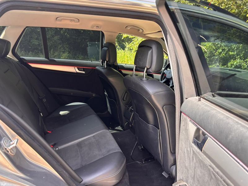Mercedes-Benz C 180 Estate CDI BlueEFFICIENCY Business Class Elegance — photo 8