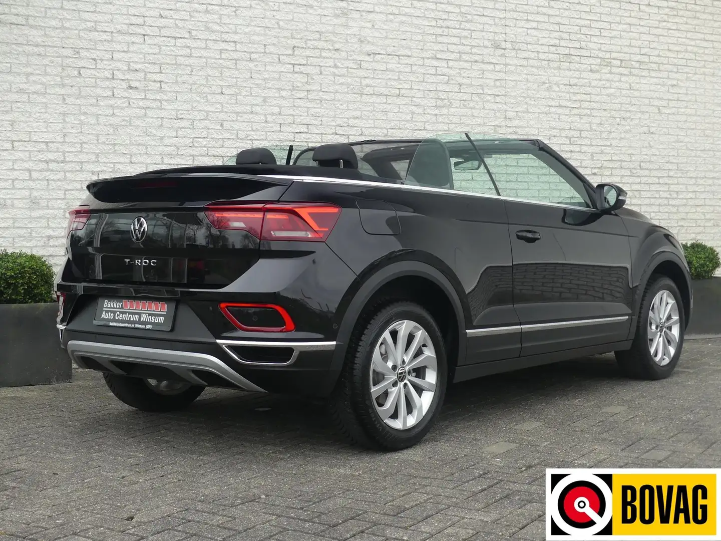 Volkswagen T-Roc Cabrio 1.0 TSI STYLE VIRTUAL COCKPIT/CAMERA/STOEL+ Zwart - 2