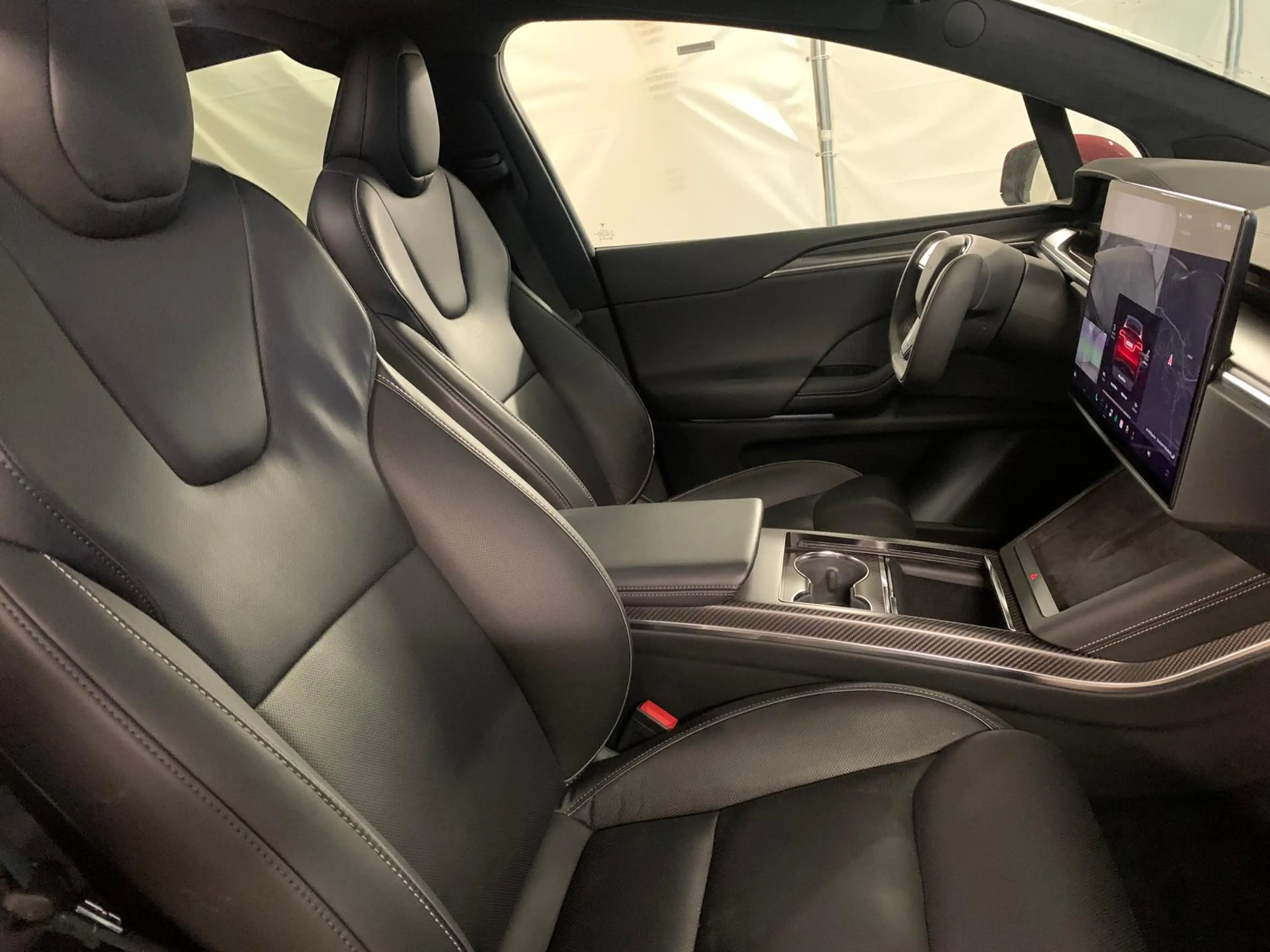 Tesla Model X PLAID AWD 6 Sitze/22Z/LUFT/AHK/AUTOPILOT — photo 3