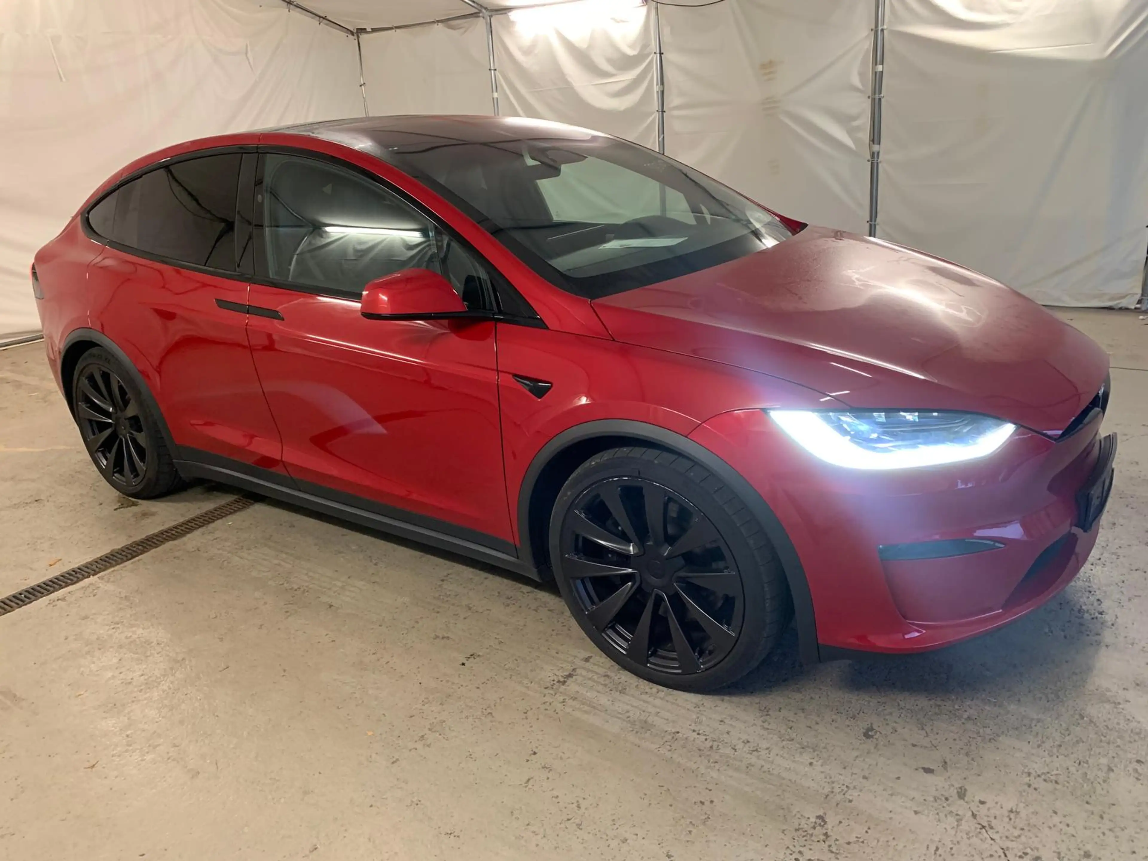 Tesla Model X PLAID AWD 6 Sitze/22Z/LUFT/AHK/AUTOPILOT — photo 2