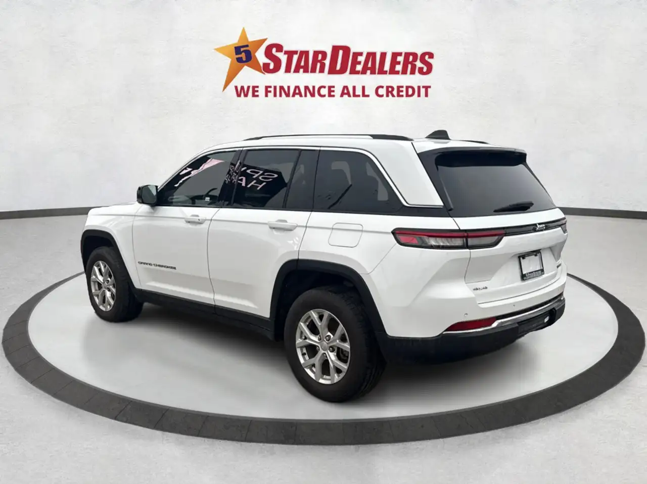 Jeep Grand Cherokee снимка Jeep Grand Cherokee