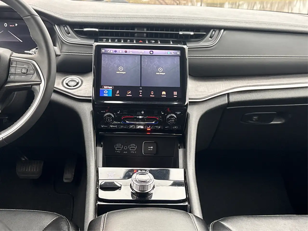 Jeep Grand Cherokee снимка Jeep Grand Cherokee