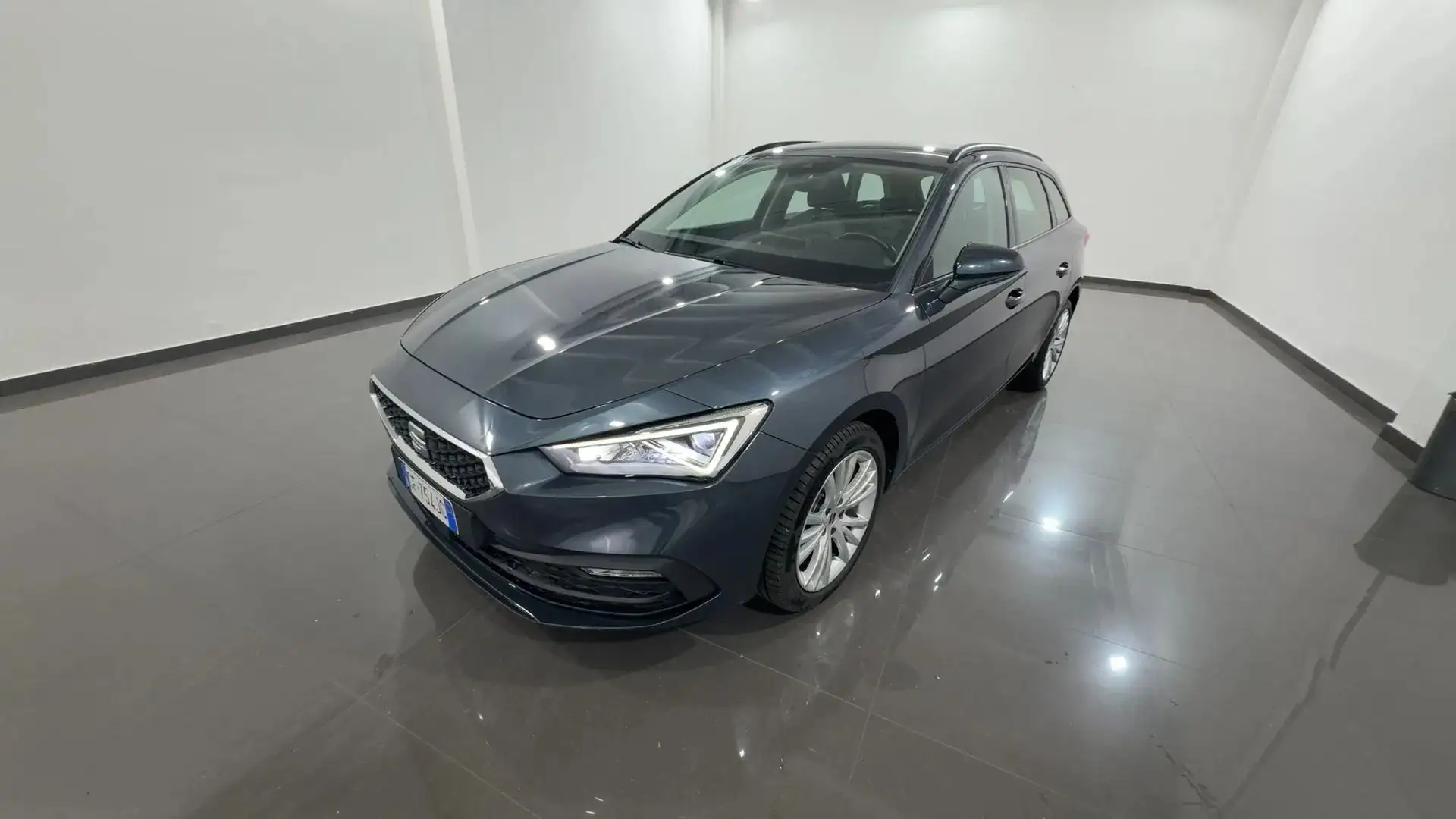 SEAT Leon Leon Sportstourer 2.0 tdi Business 115cv Grigio - 1