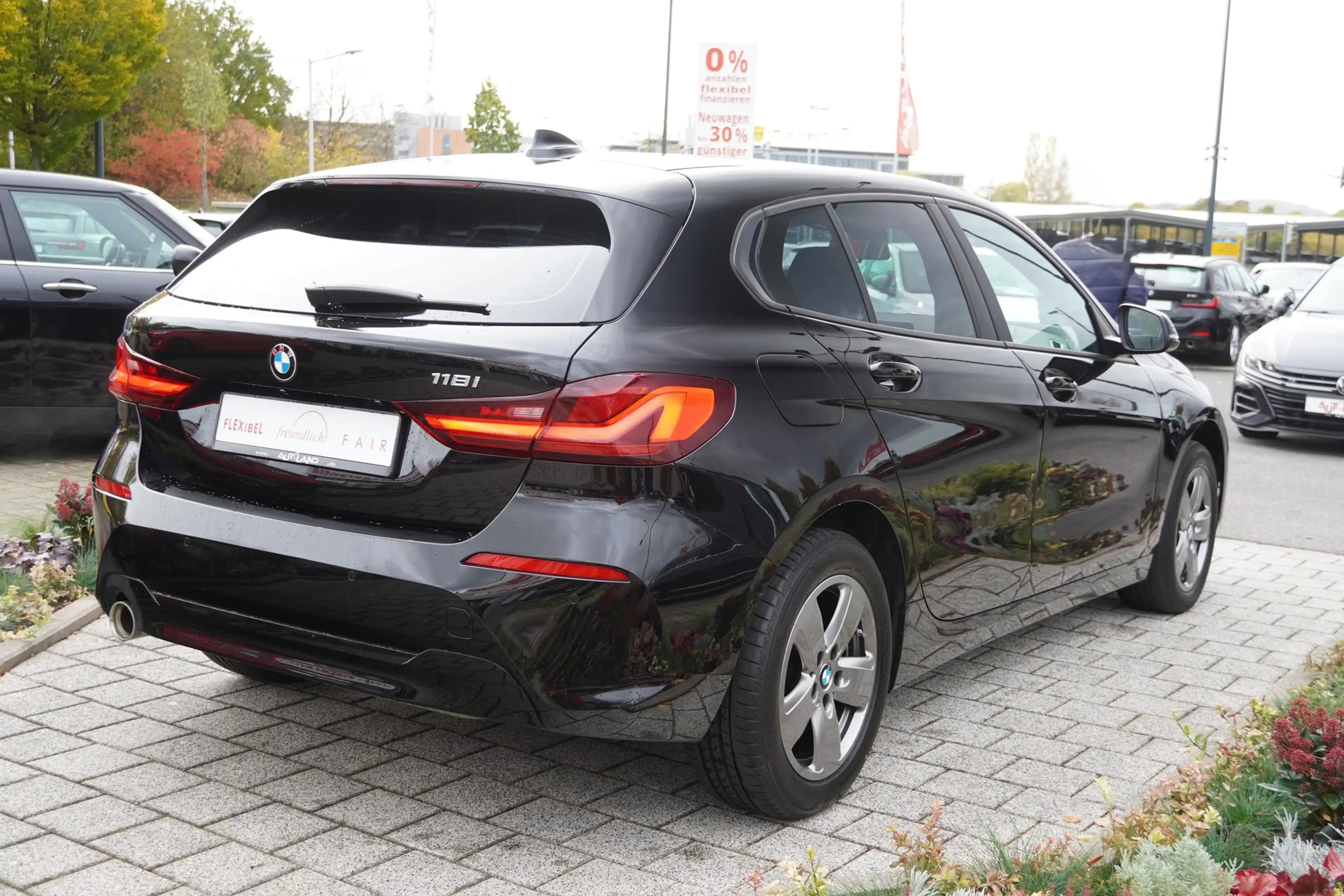 BMW 118 118i Advantage LED Kamera Klimaaut. Navi — photo 8