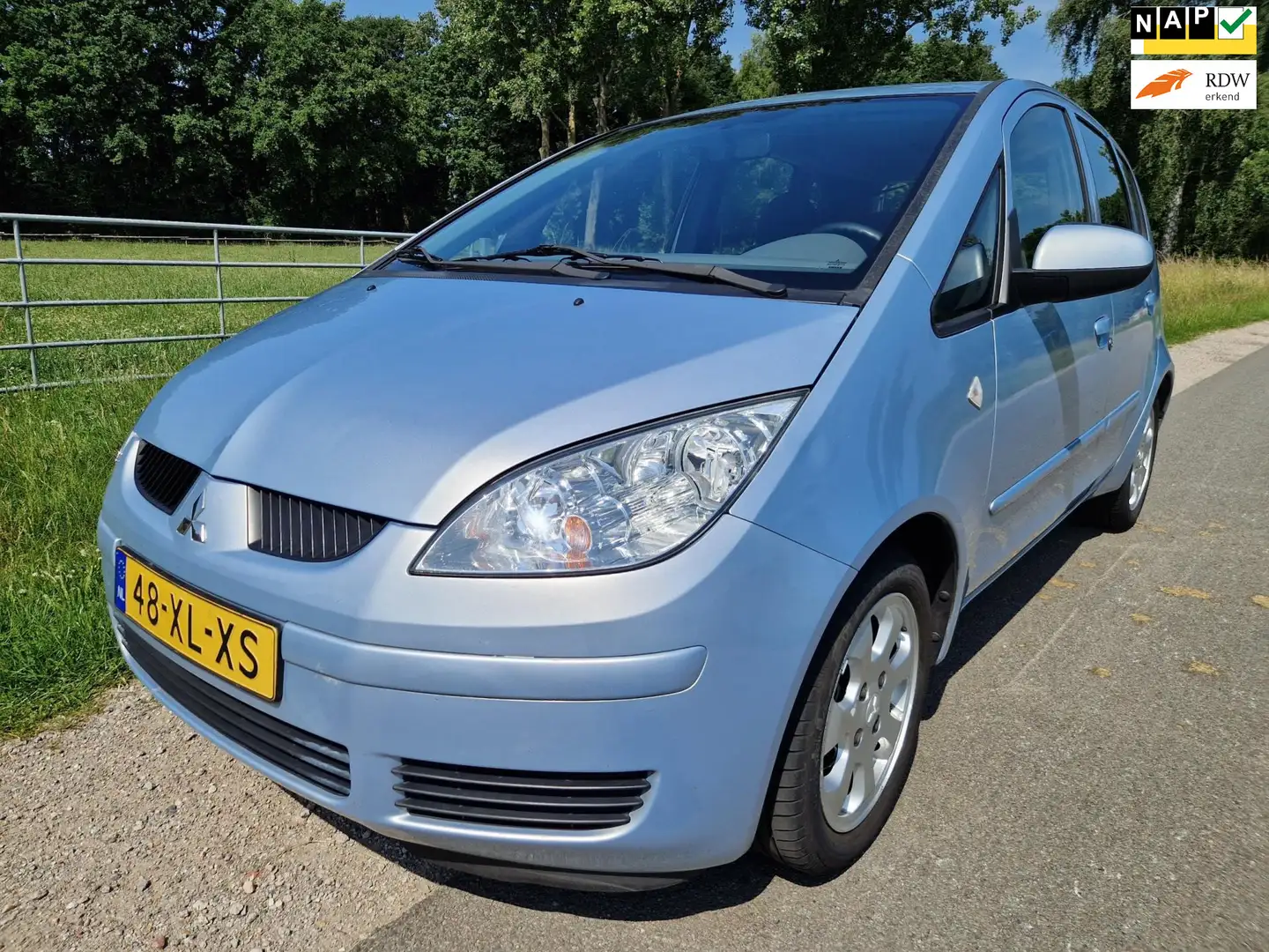 Mitsubishi Colt 1.3 Invite keurig netjes met airco Modrá - 1