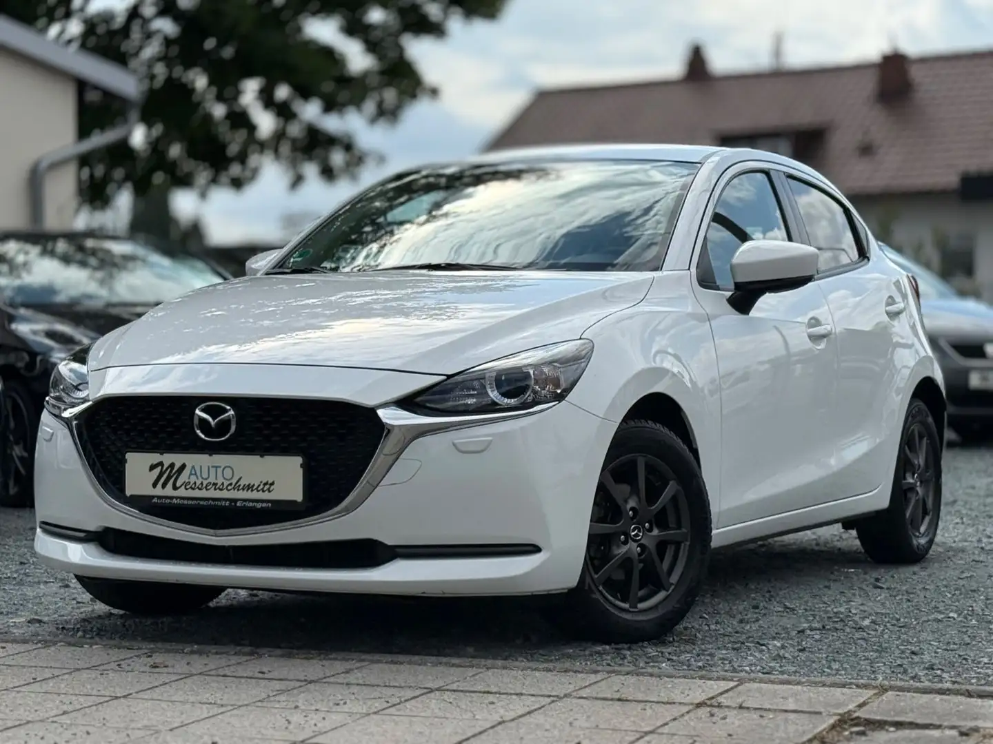 Mazda 2 Lim. Exclusive AUTOMATIK NAVI KLIMA SHZ PDC Wit - 2
