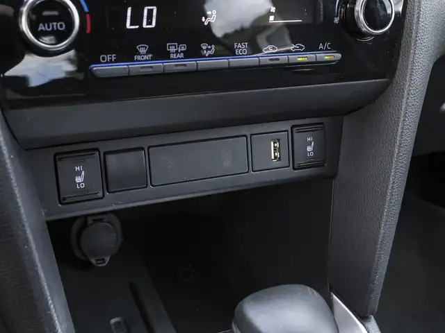 Toyota Yaris Cross view 11