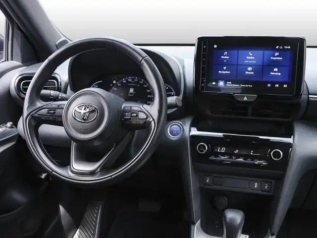 Toyota Yaris Cross view 8