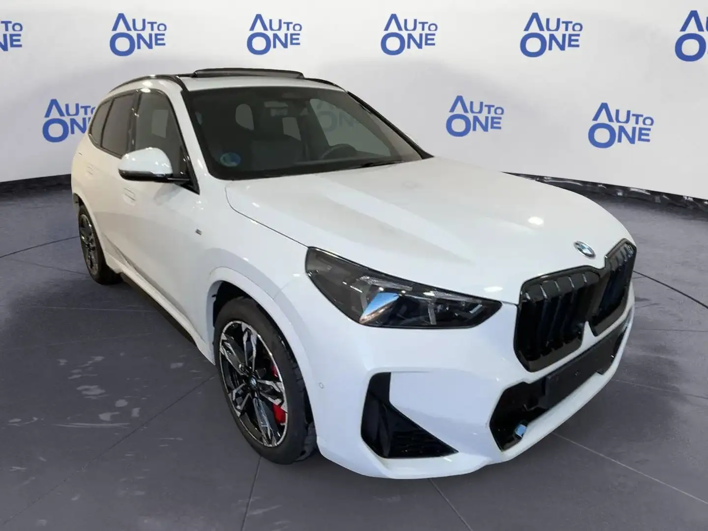 BMW X1 20D 2.0 163CV SDRIVE AUTO M SPORT - * Blanc - 1