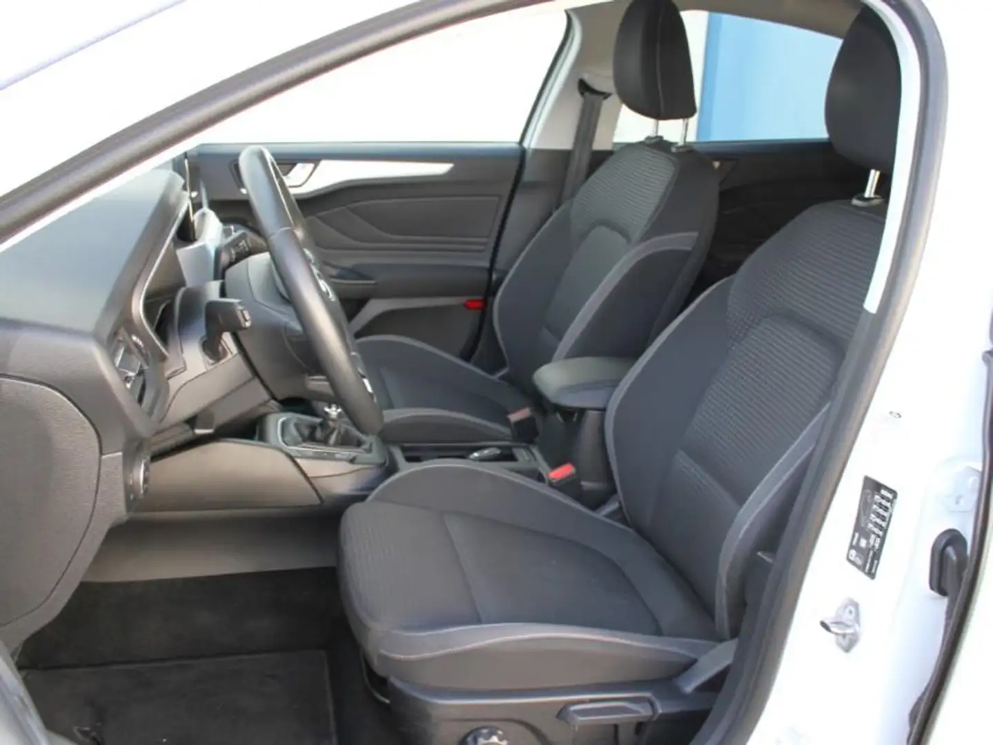 Ford Focus 2.0 EcoBlue C+C B&O AHK LED Kamera ACC Blanc - 2