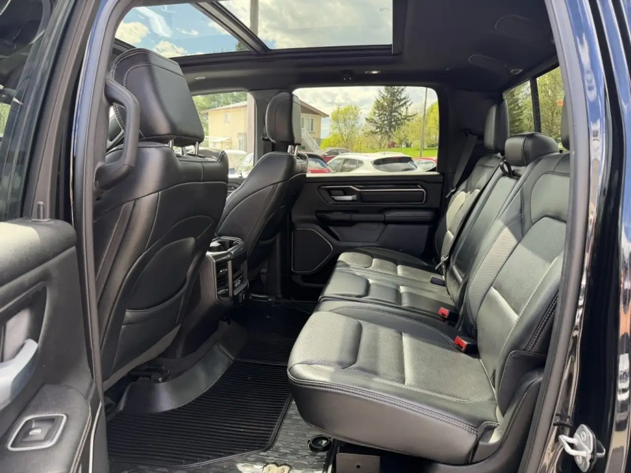 RAM 1500 photo RAM 1500
