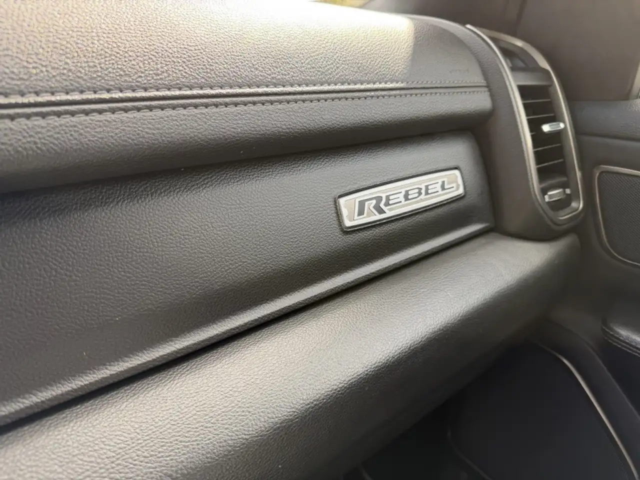 RAM 1500 photo RAM 1500