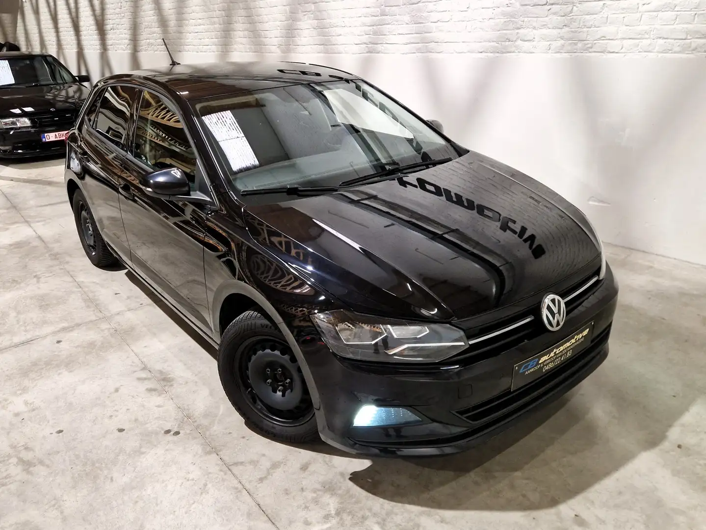 Volkswagen Polo 1.0 TSi OPF DSG crna - 2