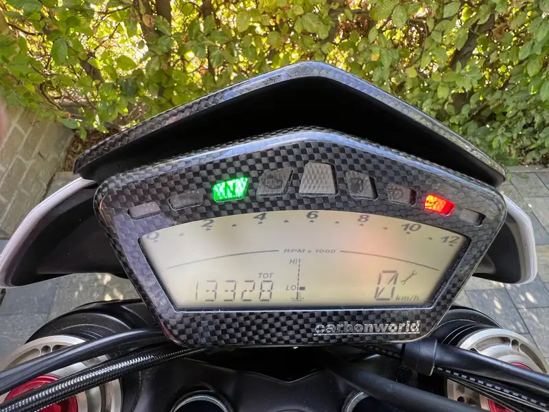 Ducati Hypermotard 1100 - foto 3